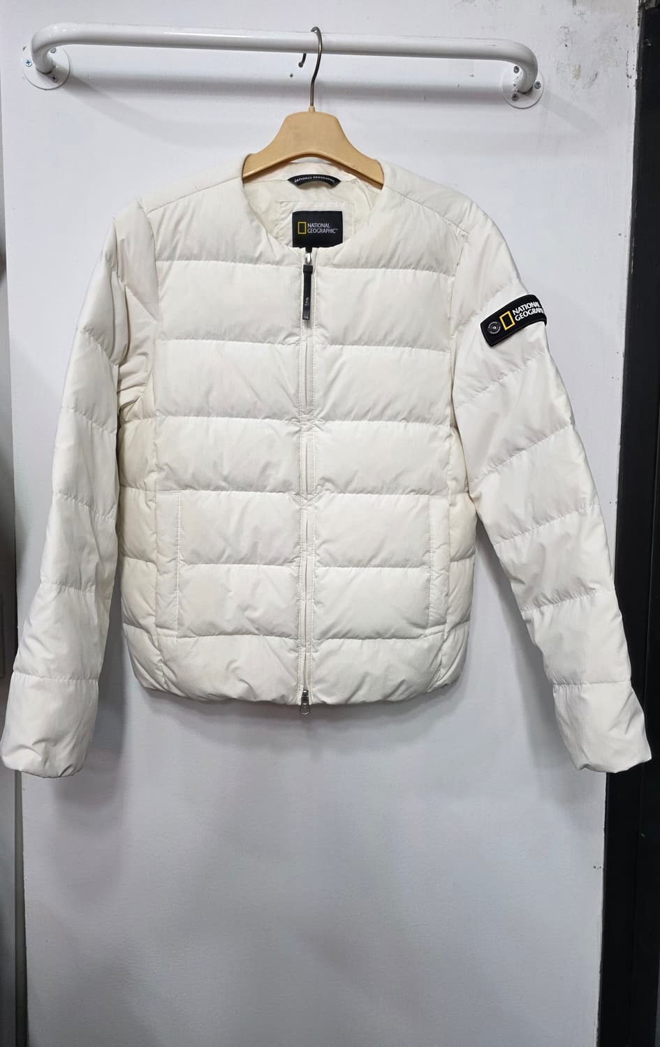 내셔널지오그래픽 여성 덕다운 경량 패딩 상품이미지1
