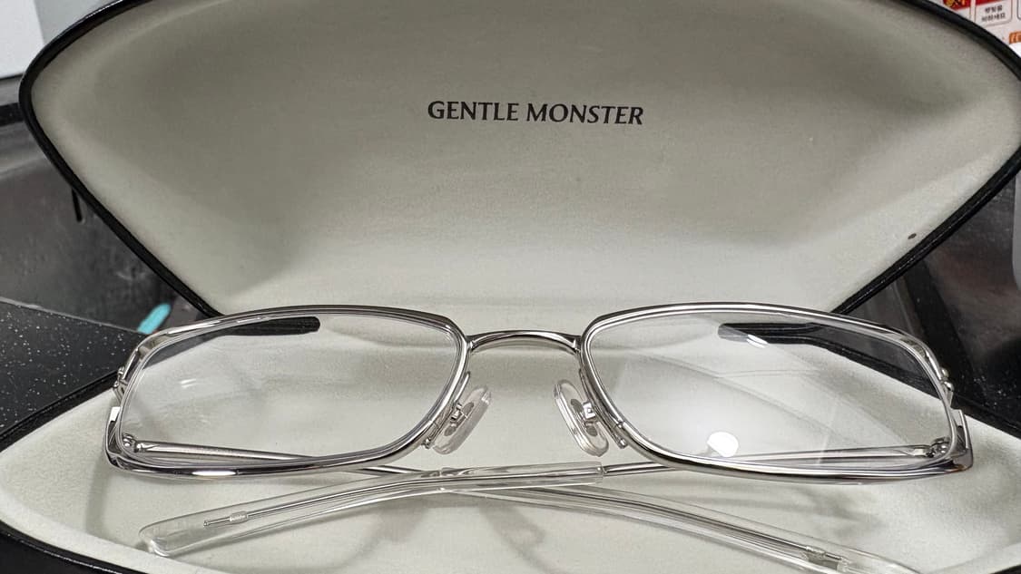 젠틀몬스터 상품이미지2