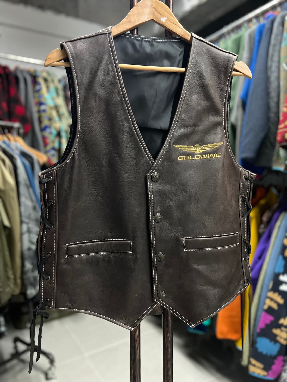 골드윙 금사자수 가죽조끼  상품이미지1