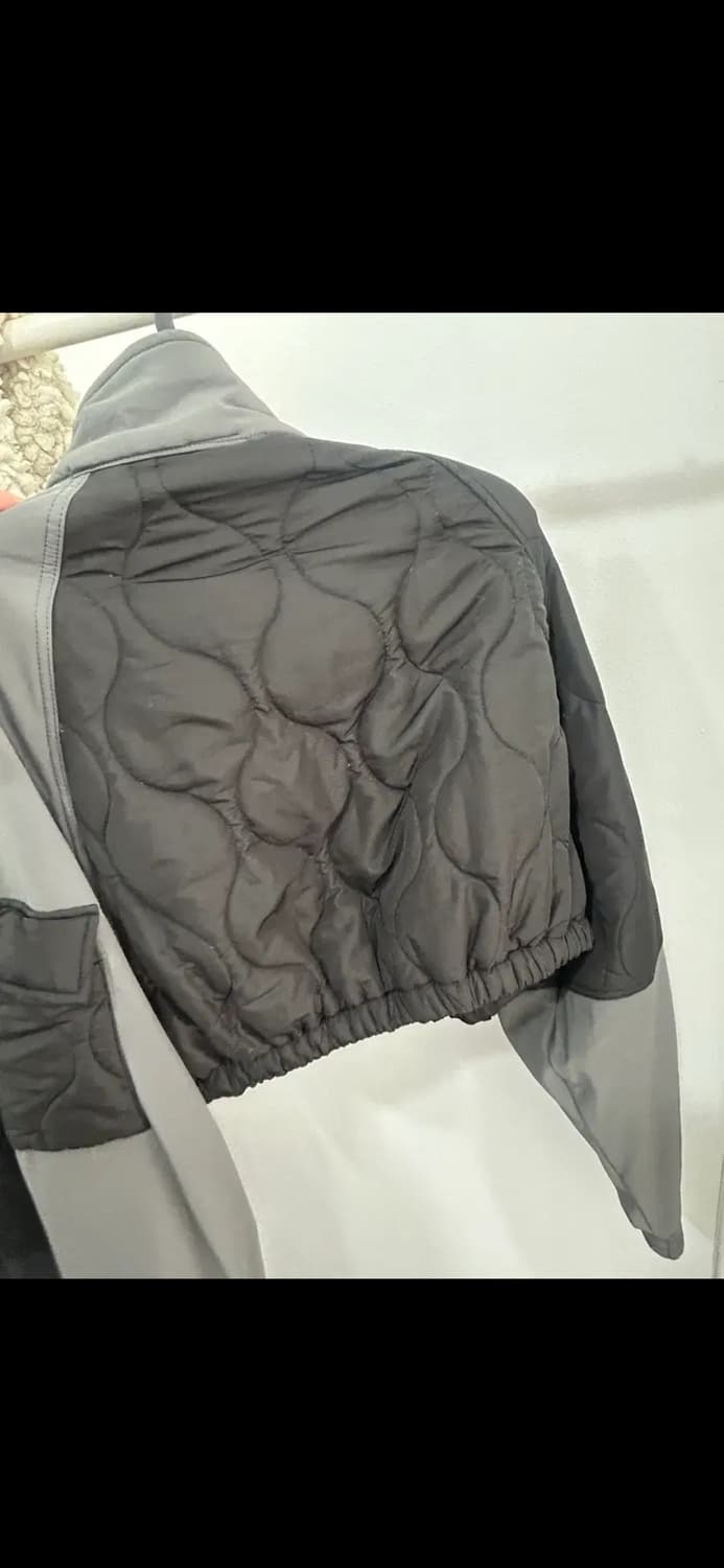 나이키 퀄팅 크롭 점퍼 상품이미지4