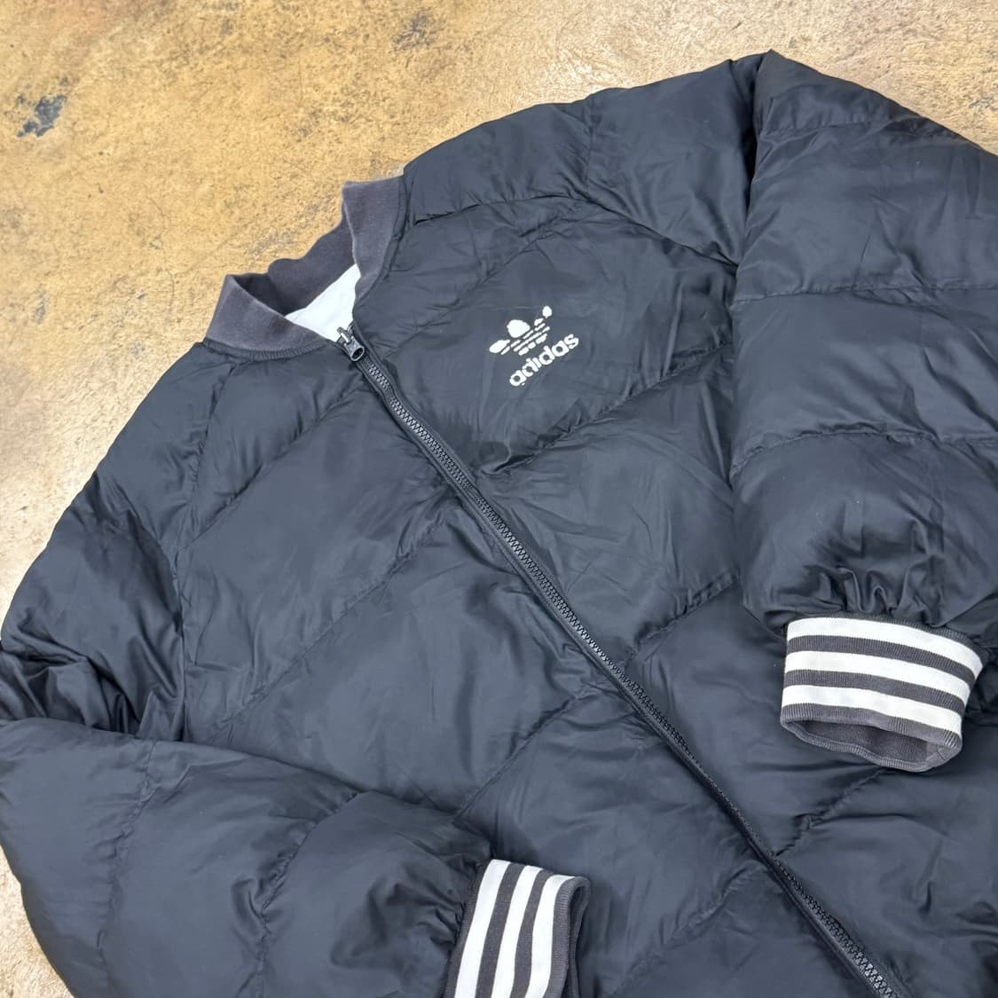 아디다스 흰검 블랙 양면 리버시블 숏패딩 105 상품이미지1