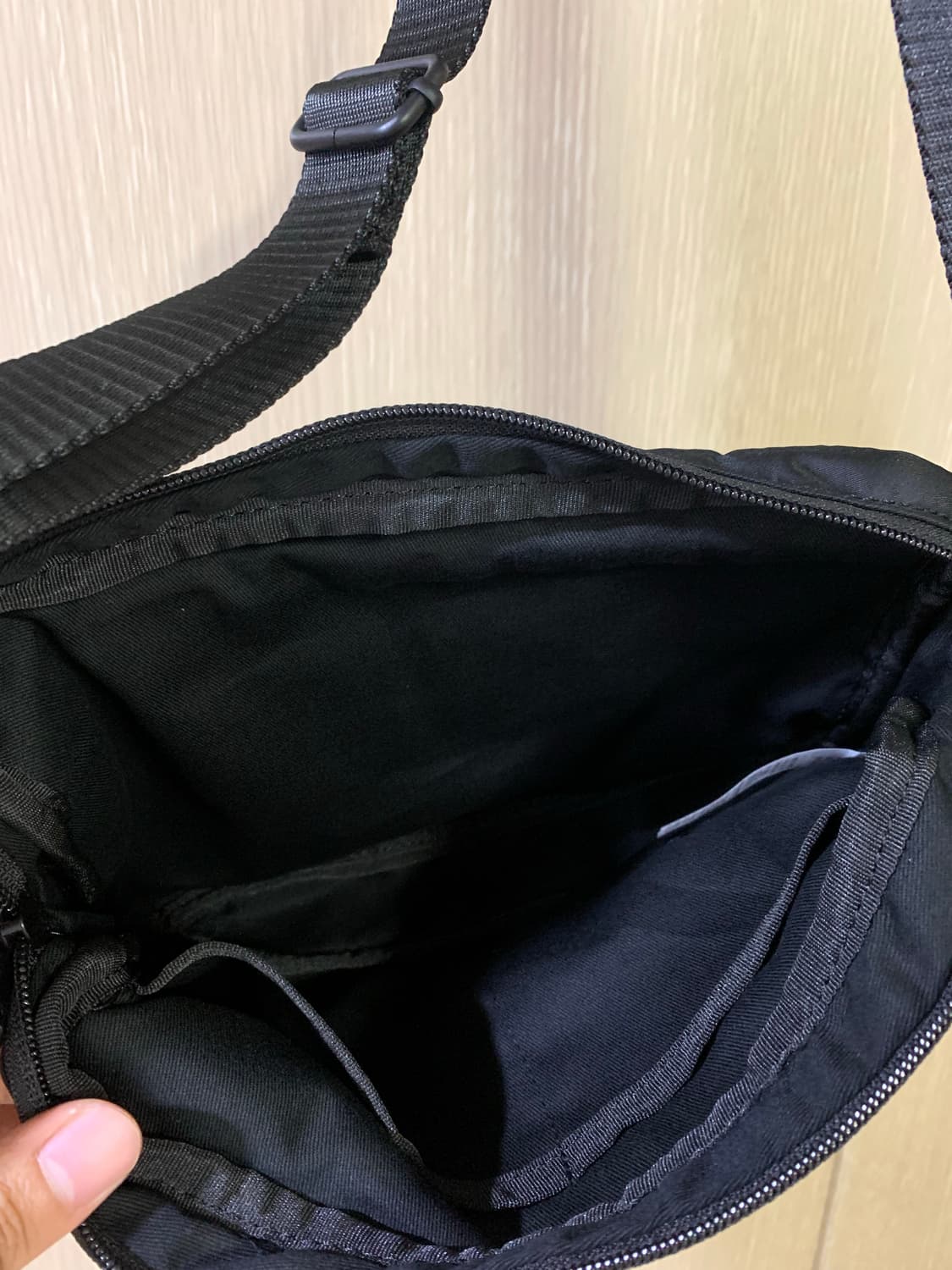 리바이스 미션 베이 크로스바디 백 mission bay crossbody 상품이미지3