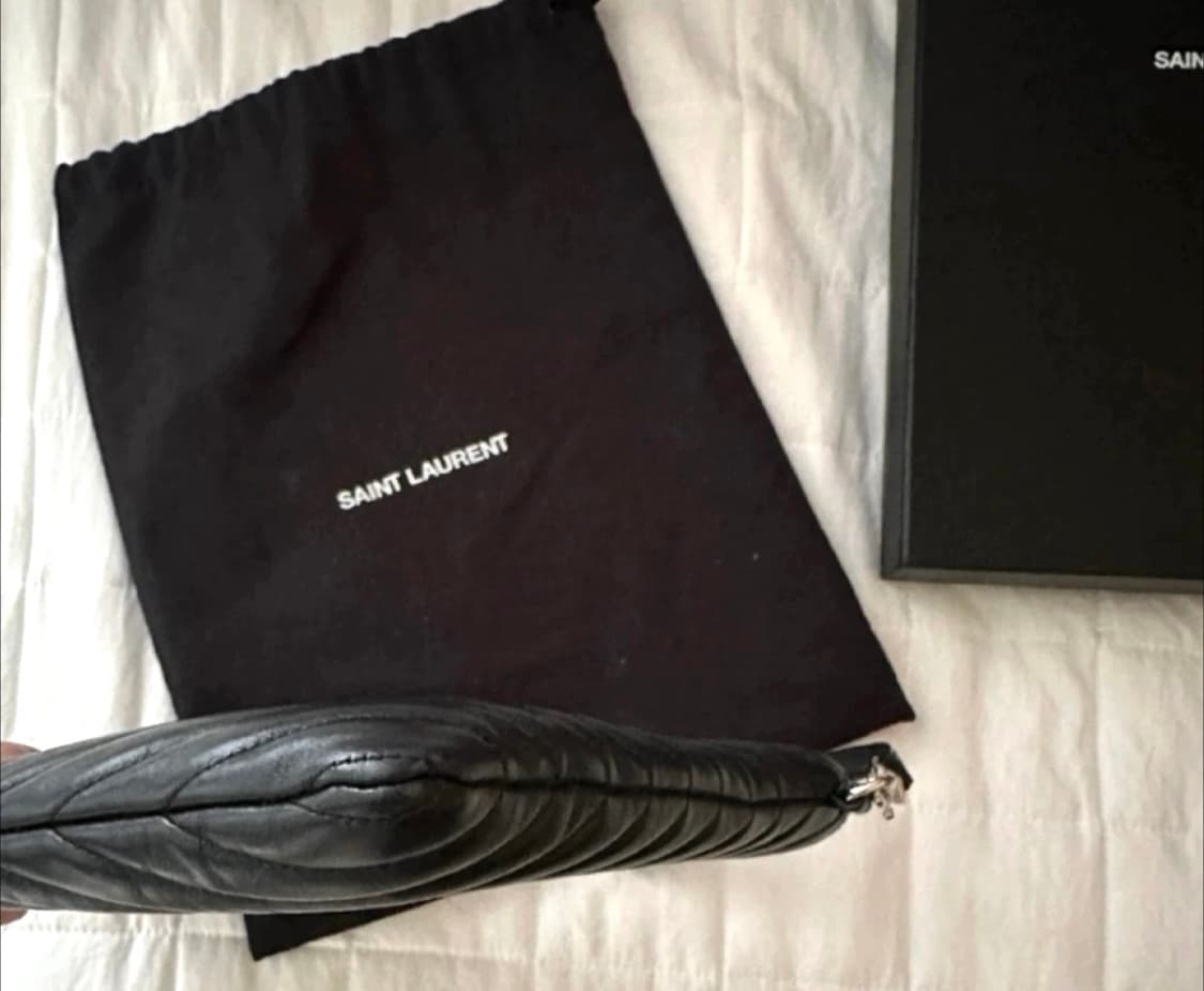 생로랑 마틀라세 뉴미듐 클러치(파우치)  상품이미지4