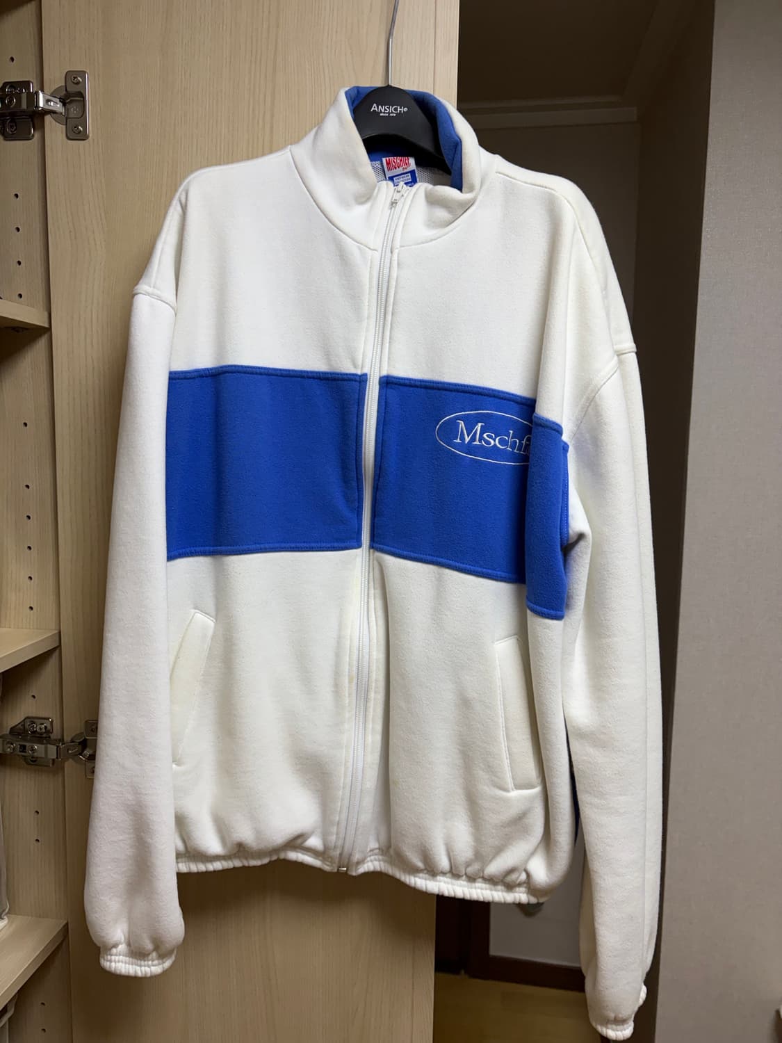 미스치프 스웻집업 상품이미지1