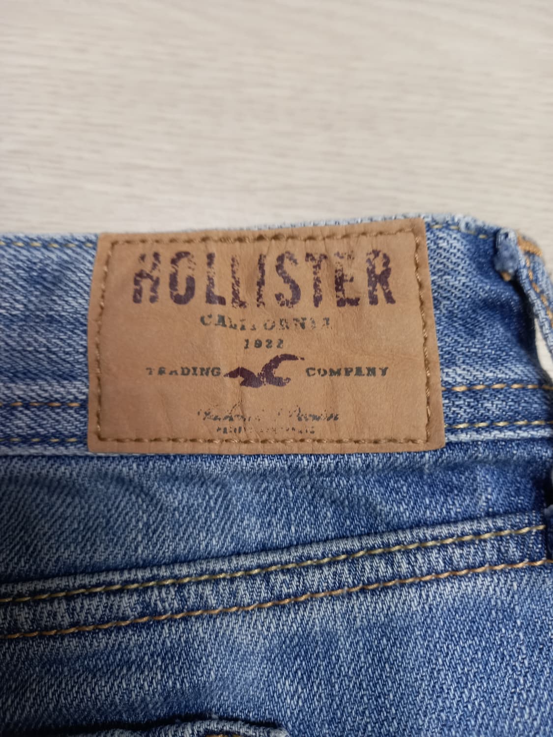 26 HOLLISTER 데미지워싱 데님 핫팬츠 26-633 상품이미지3