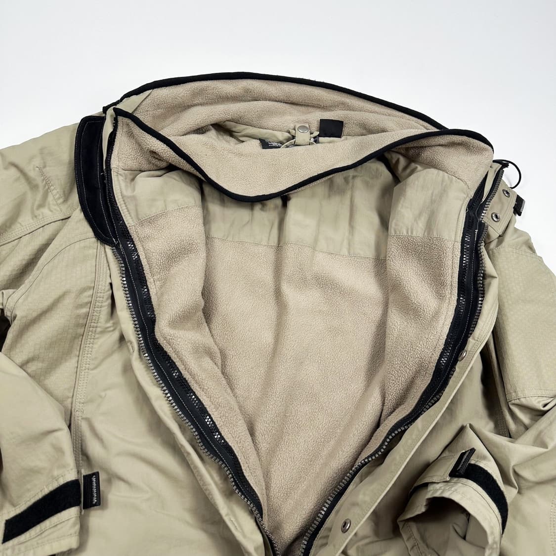 오클리 올드스쿨 시그니처 로고 베이지 바람막이 자켓 (L) 상품이미지4