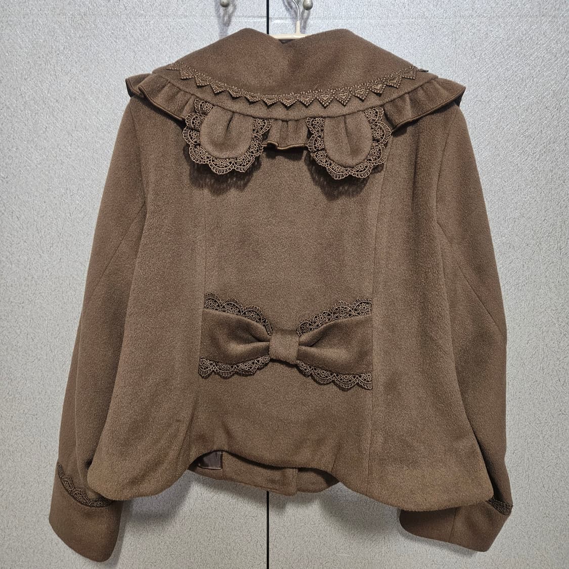 라떼갸루 엑시즈팜 브라운 리본 숏코트 상품이미지2