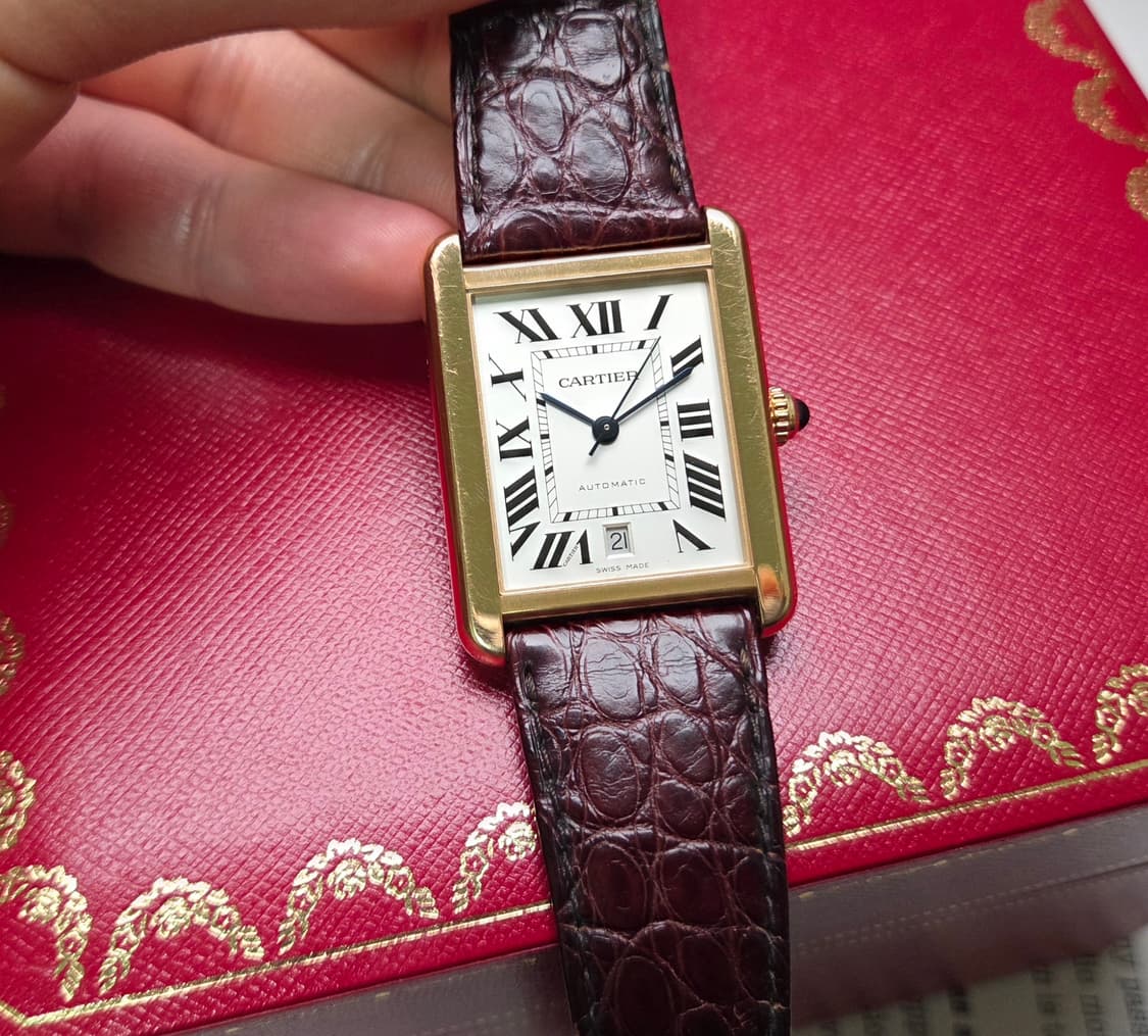 레어] 까르띠에 탱크솔로 XL Ref.3799 18k 올금통 로만 블루핸 상품이미지7