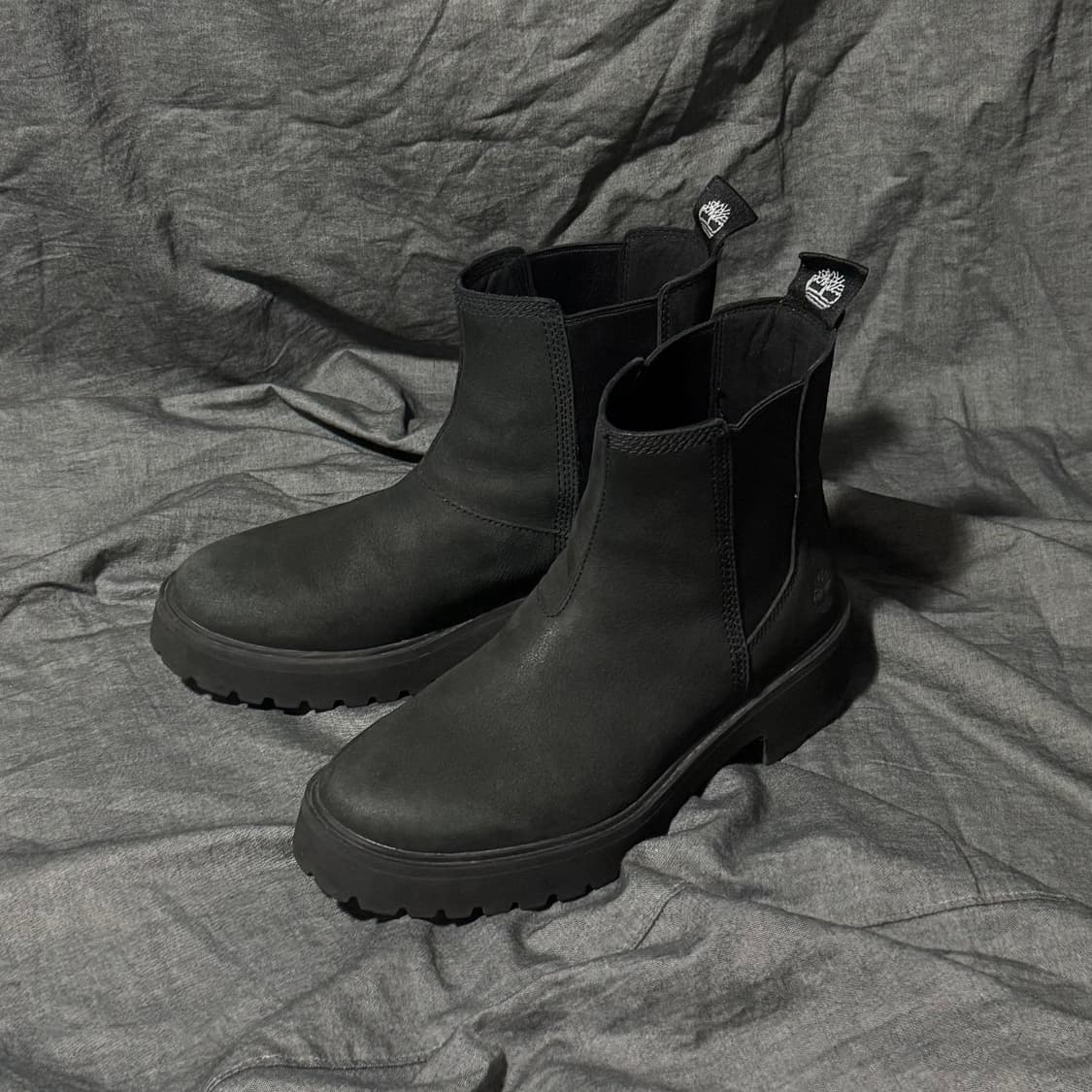 Carnaby Cool Mid Chelsea Nubuck Boots 상품이미지8