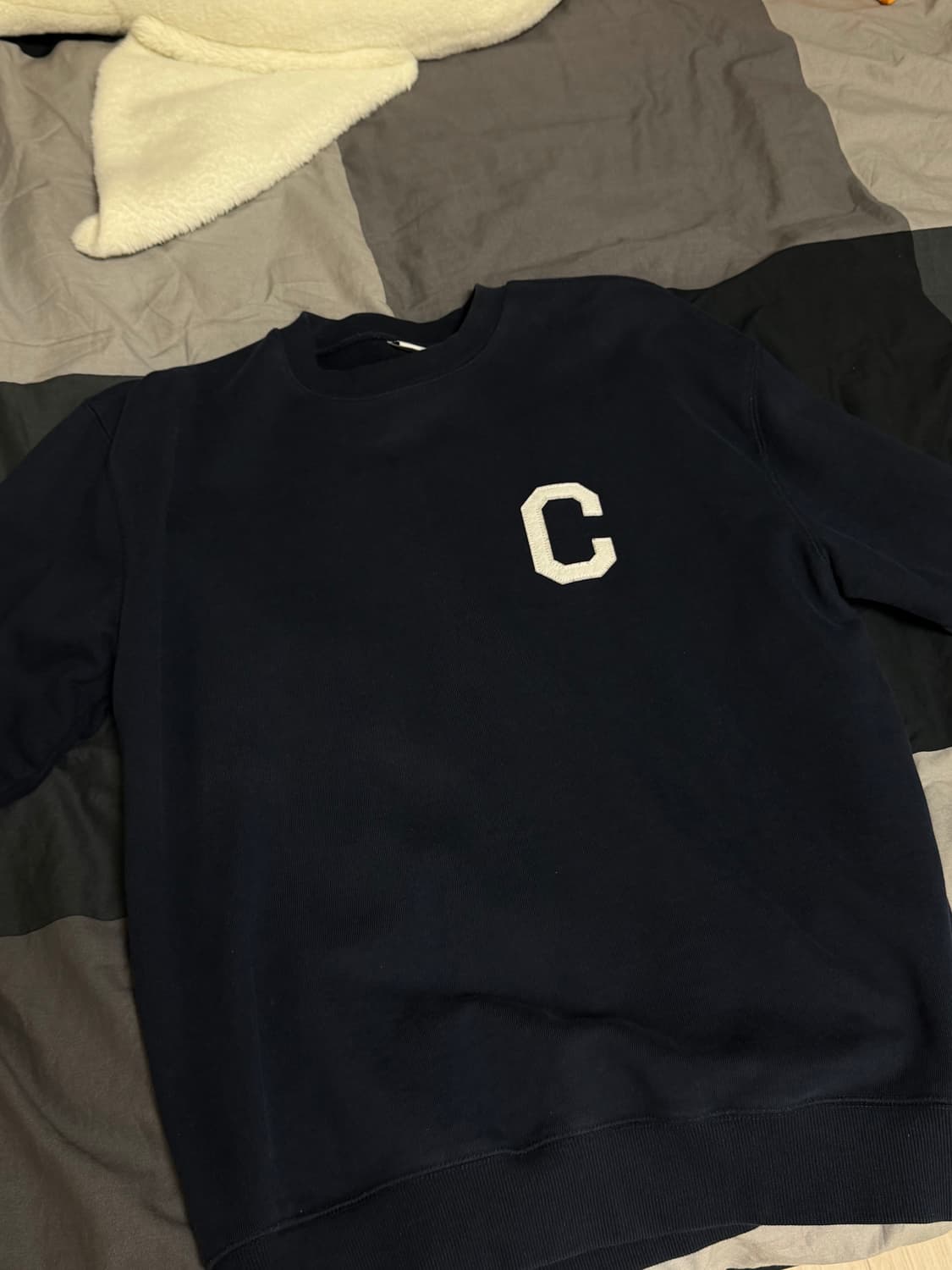 커버낫 네이비 맨투맨 XL 상품이미지1