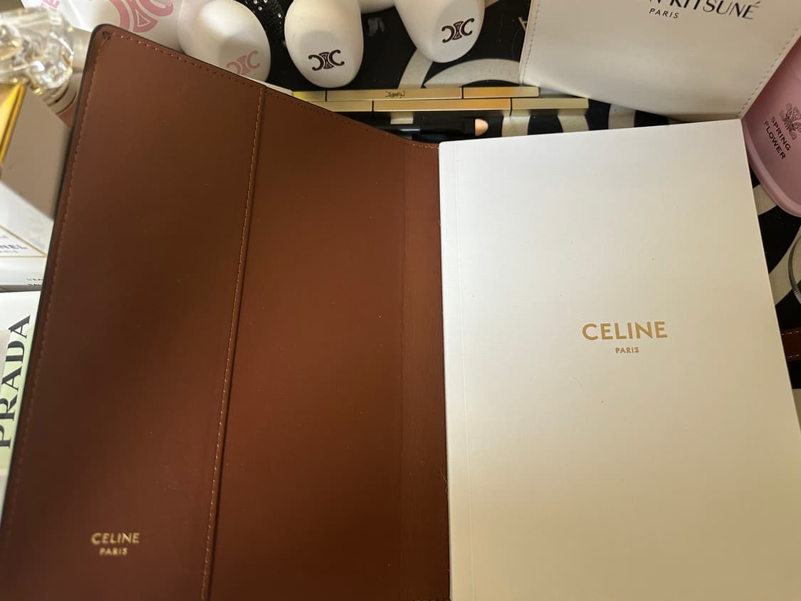 셀린느 트리오페 다이어리 상품이미지4