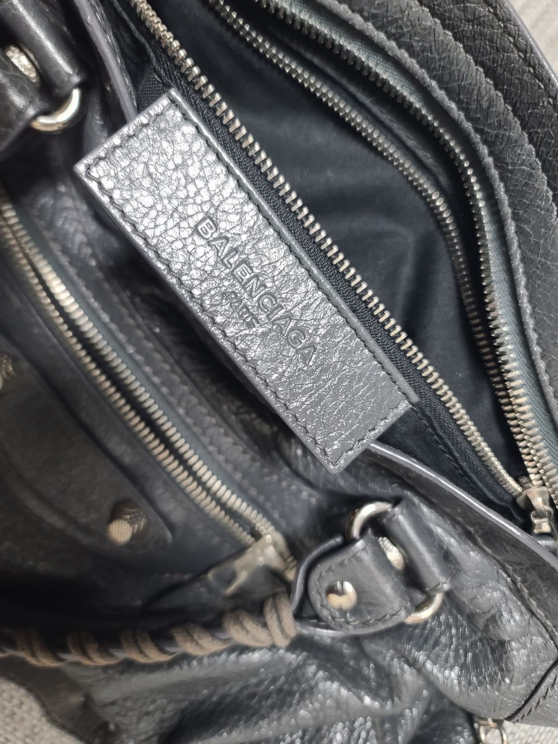 발렌시아가 모터백 미디움 숄더백 시티백 토트백 상품이미지6