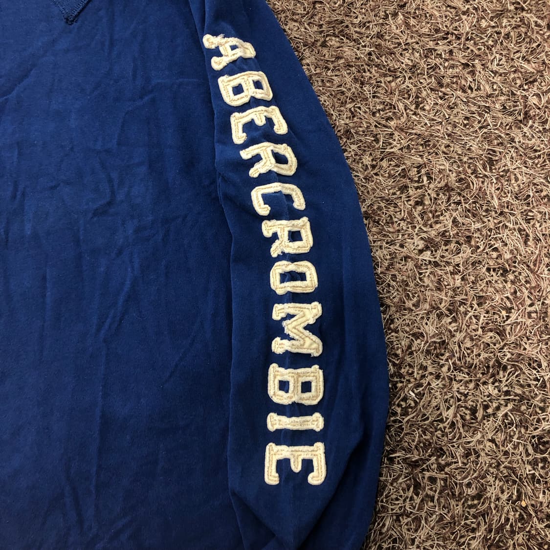 아베크롬비 레터링 로고 롱슬리브 긴팔티 상품이미지2