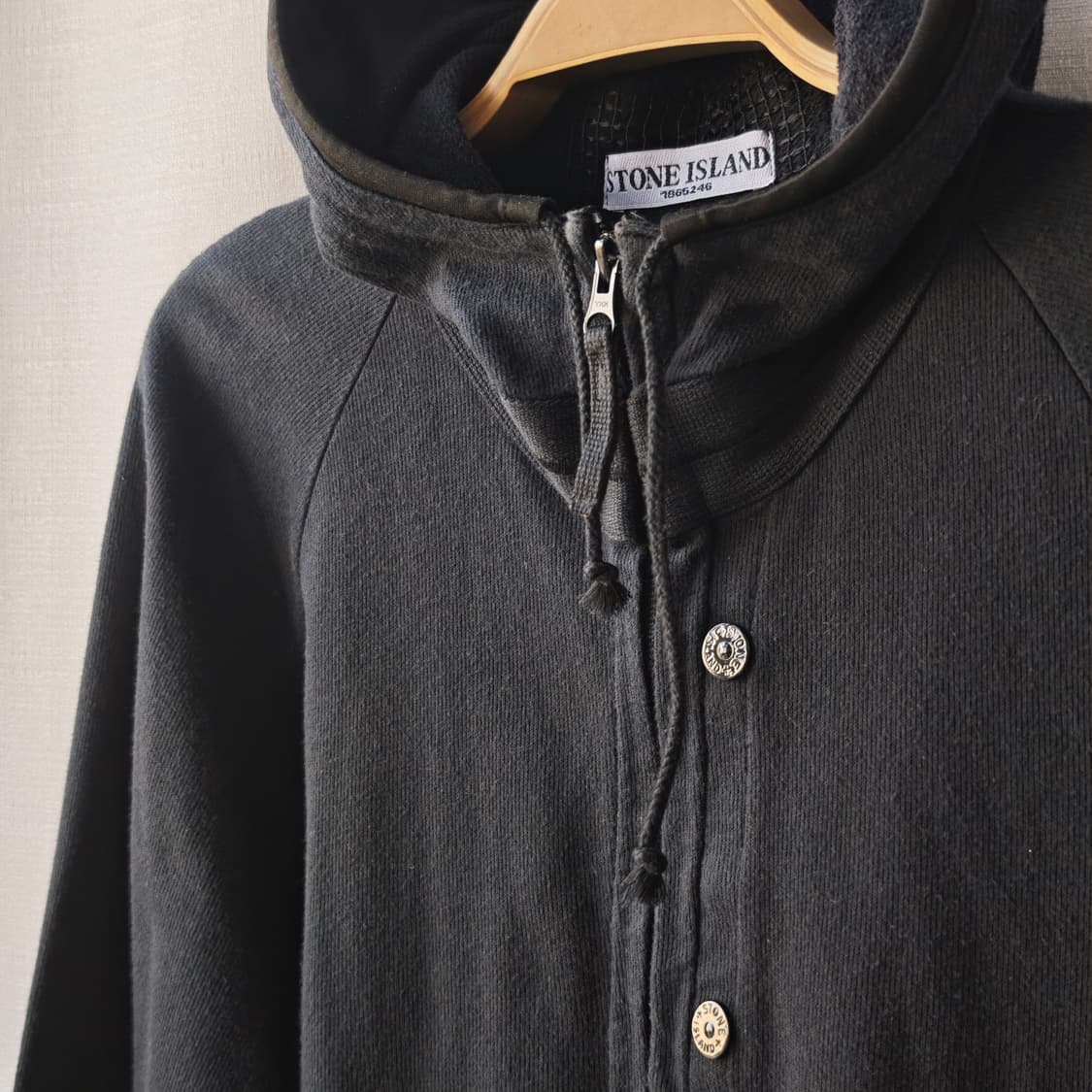 스톤아일랜드 와펜 코튼 후드 집업 블랙 M 상품이미지3