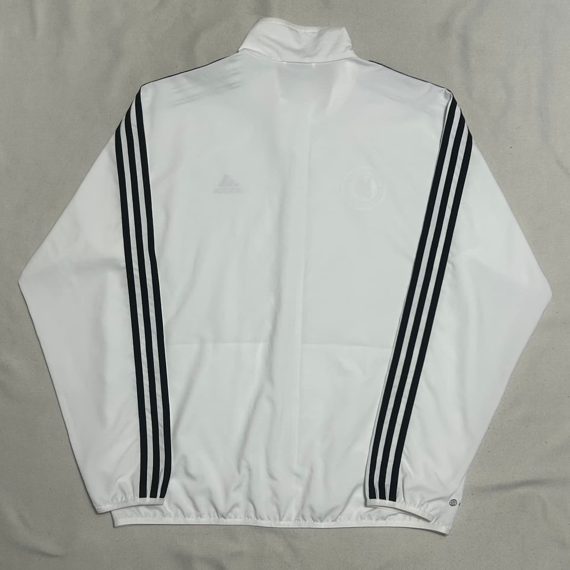 L 아디다스 첼시 화이트 바람막이 상품이미지3