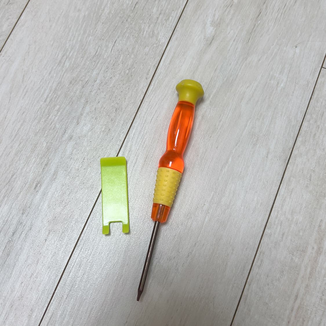 비츠 닥터드레 스튜디오 와이어리스 티타늄 컬러 상품이미지8