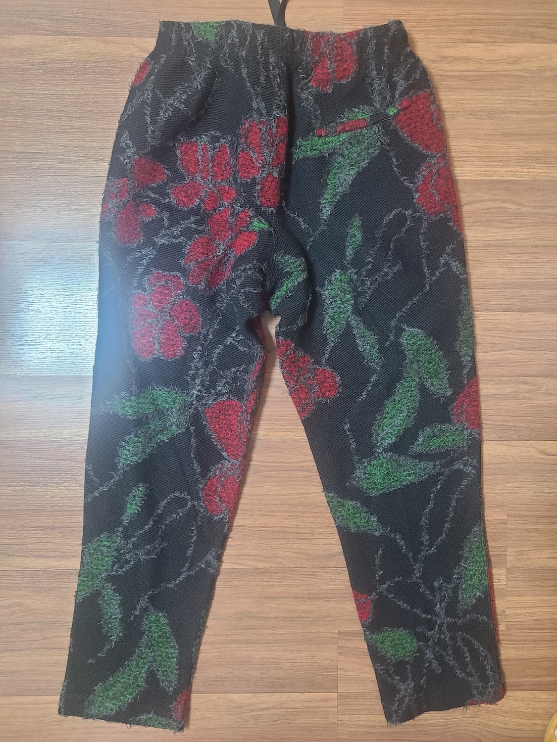 [새상품] 엔지니어드가먼츠 플로랄 (플라워) 자카드 니트 팬츠 블랙 레드 상품이미지5