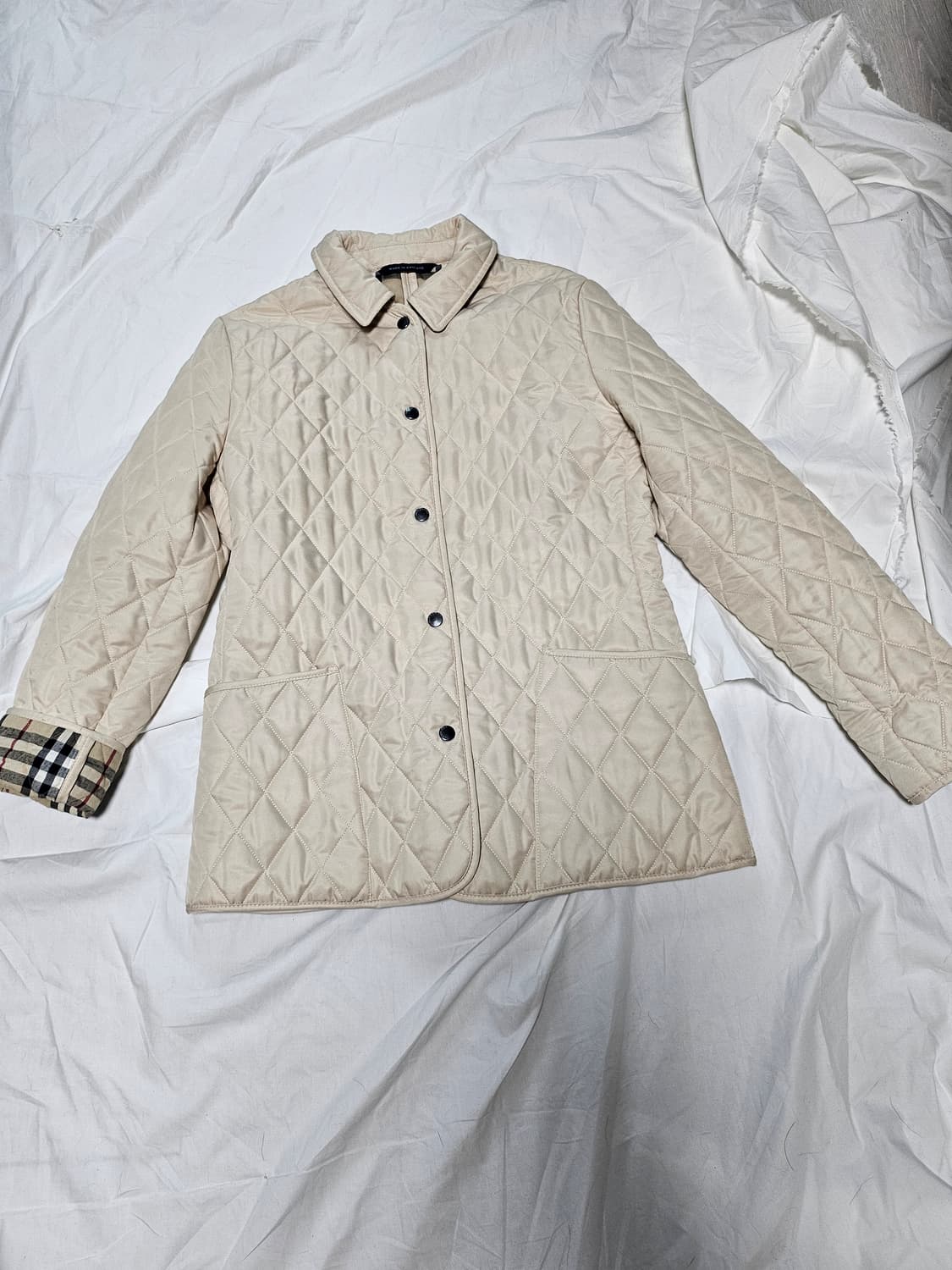 Burberry 퀼팅 자켓 아이보리 상품이미지1