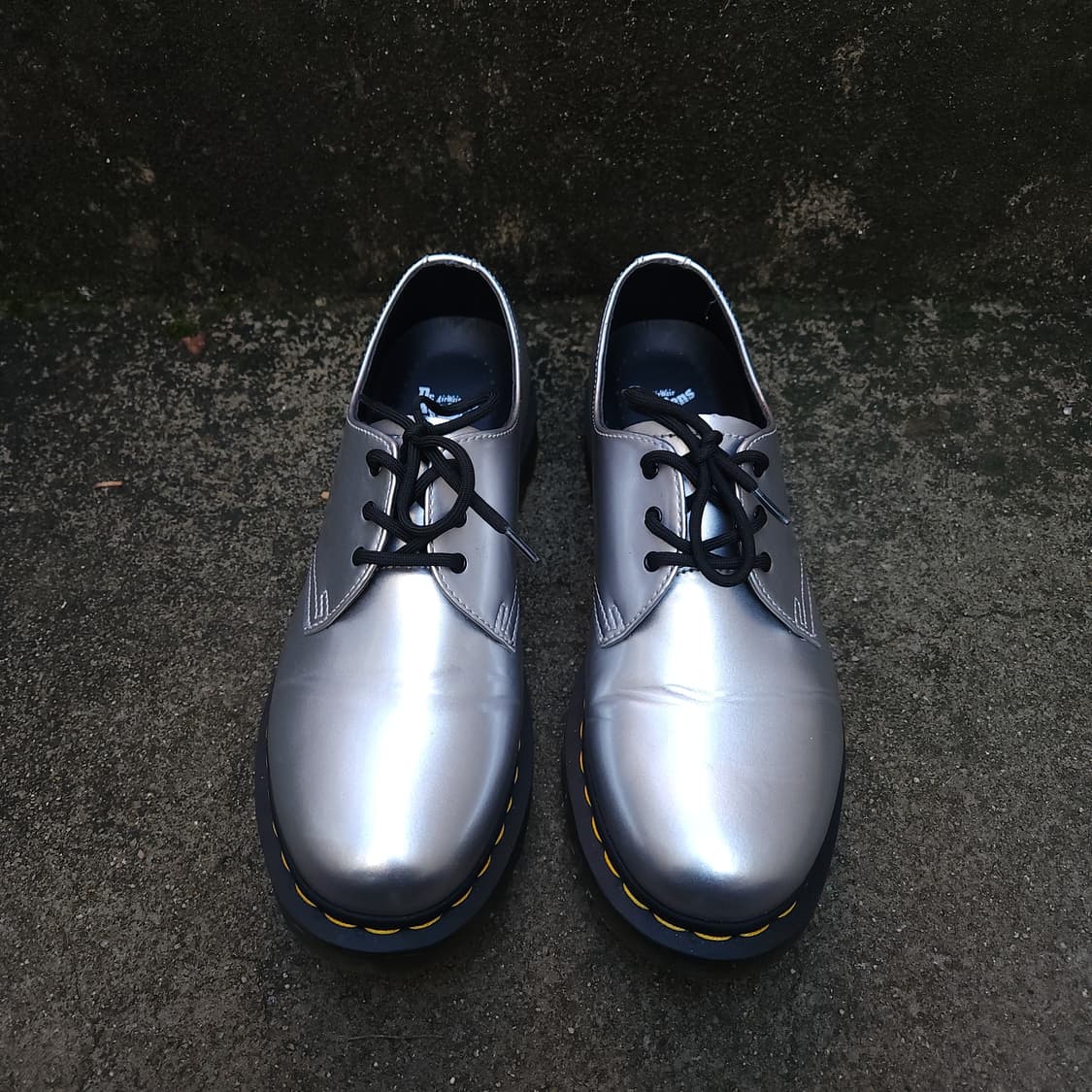 [9UK] 닥터마틴 1461 3홀 Silver (280~285) 상품이미지2