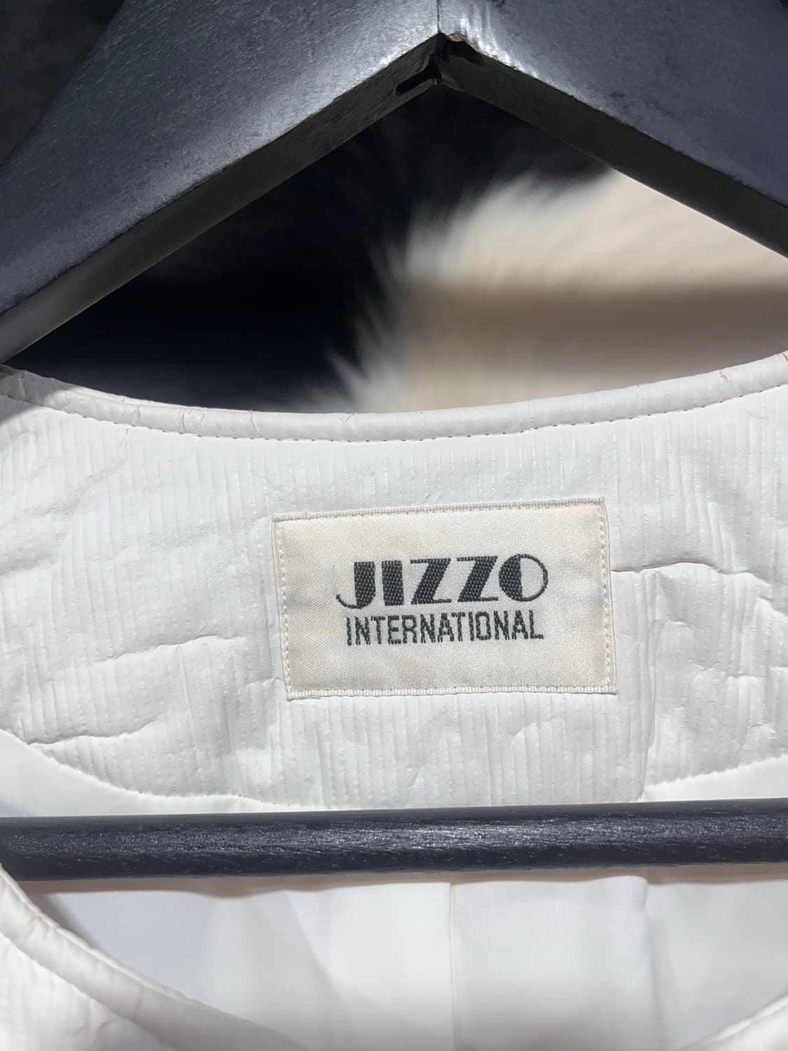 화이트 투웨이 경량 패딩 상품이미지4