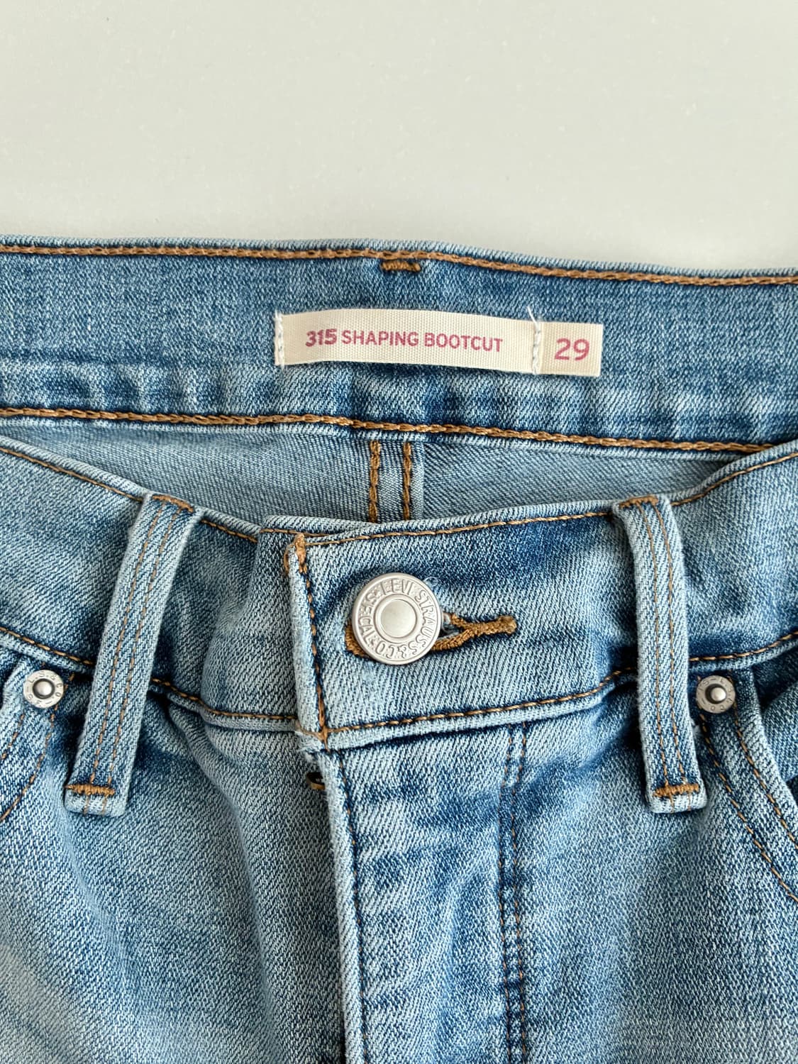 29) 리바이스 315 쉐이핑 부츠컷 데님 청바지 상품이미지5