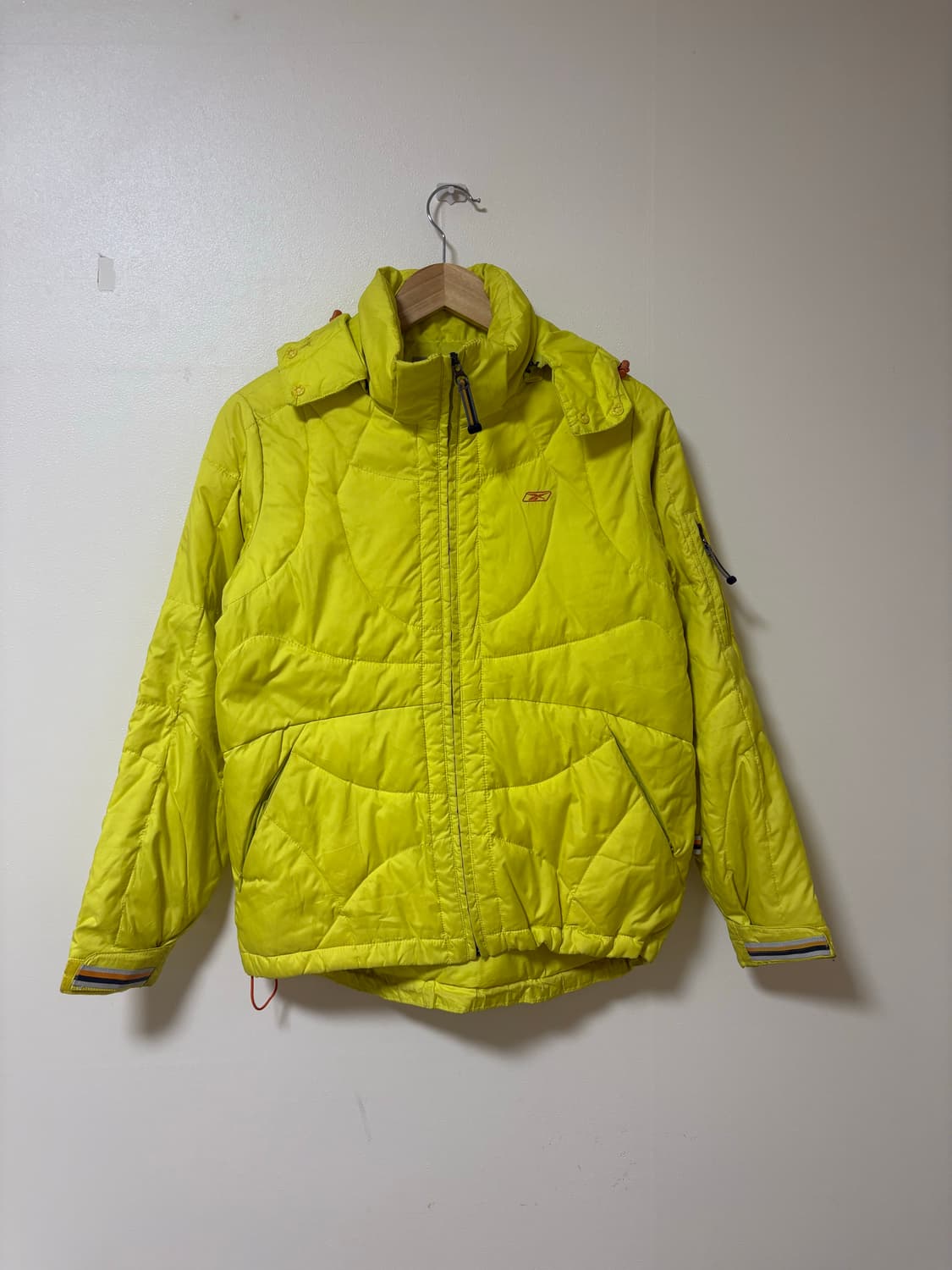 리복 패딩 상품이미지1