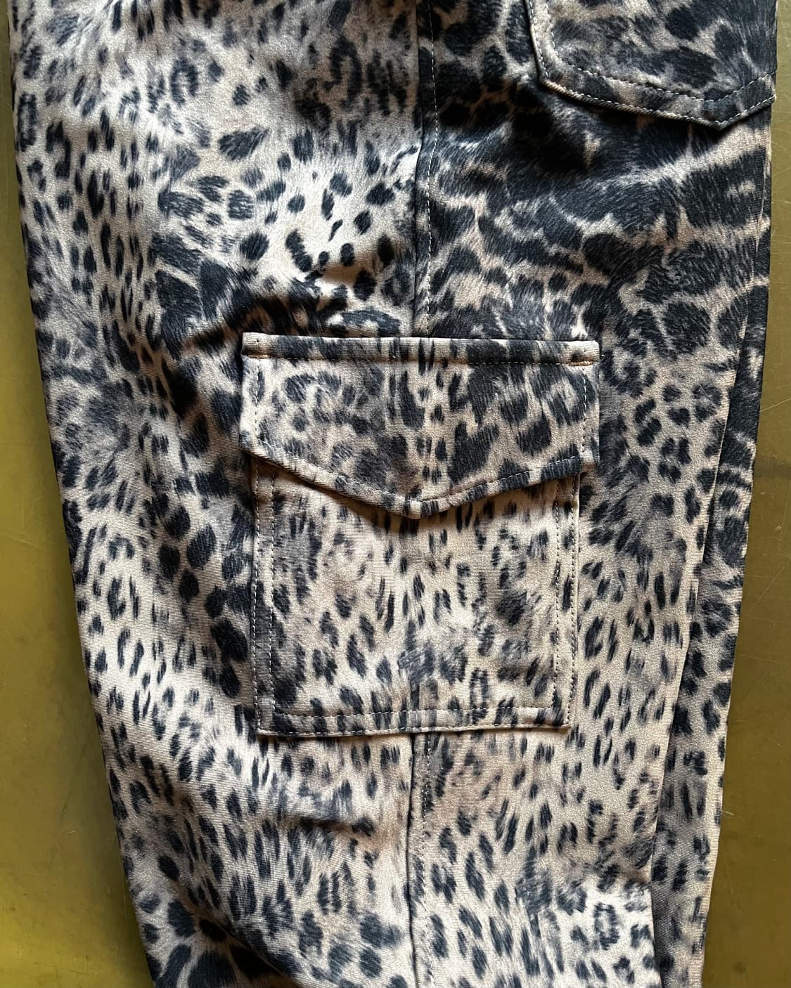 Otto Japan Vintage Leopard Cargo Pants 상품이미지8