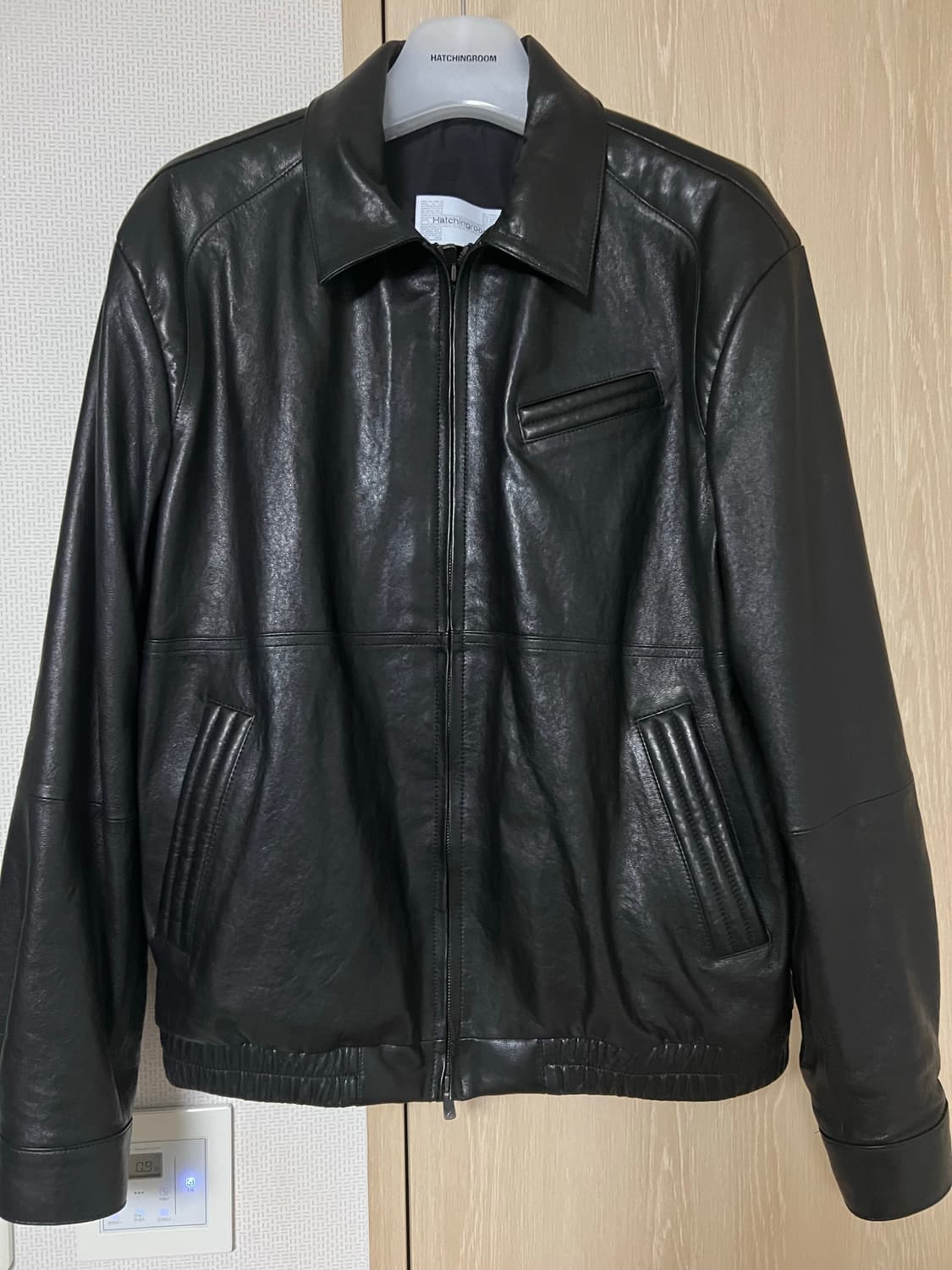 해칭룸 스티치 볼륨 레더 자켓 상품이미지1