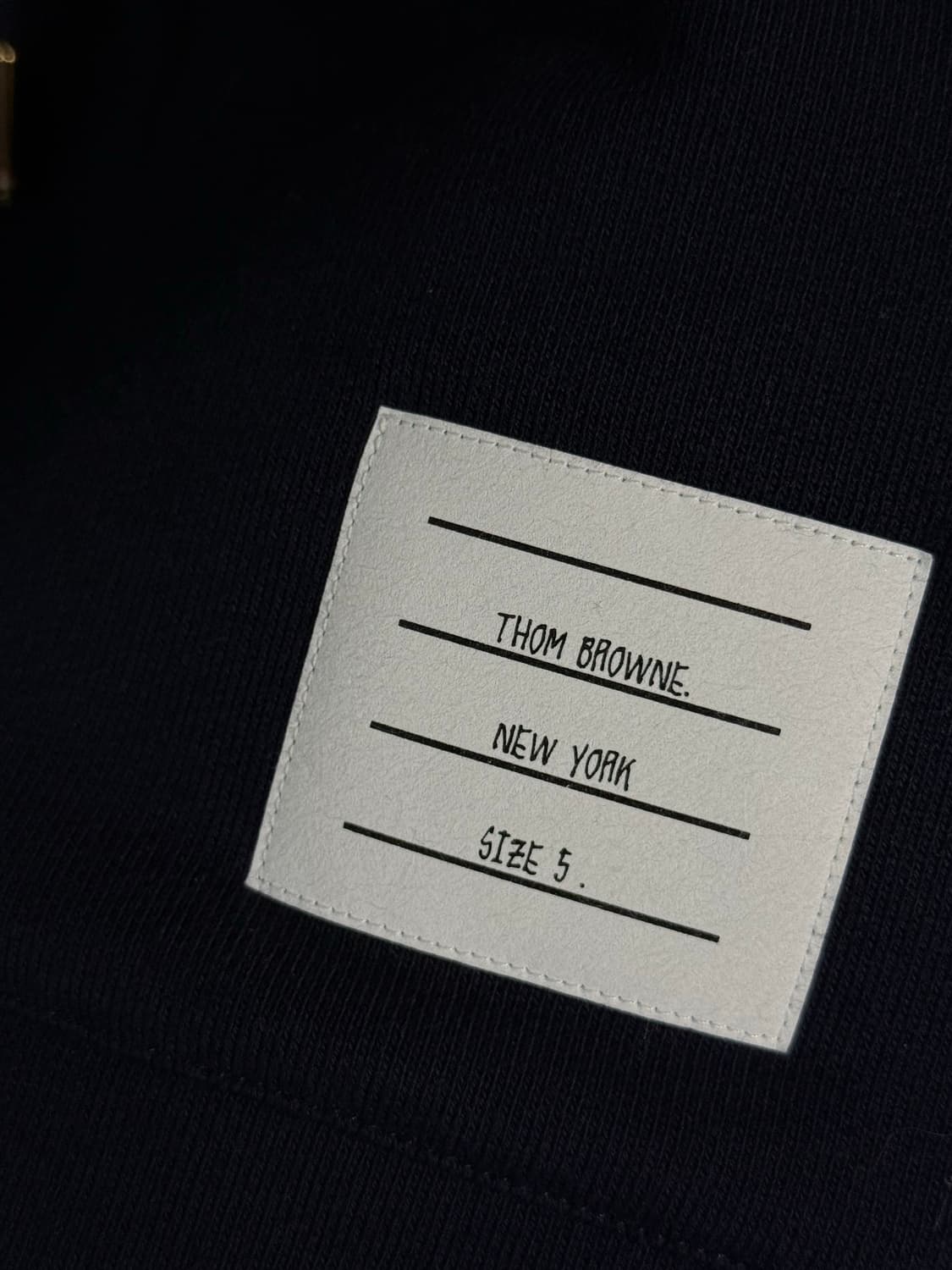 톰브라운 백삼선 금장 후드집업 네이비 신형 5  상품이미지5