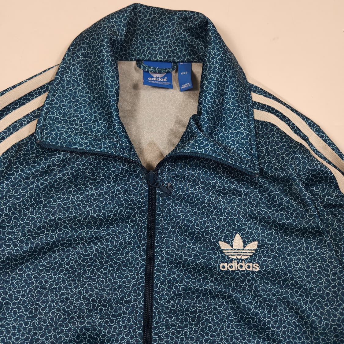 아디다스 파이어버드 빅로고 패턴 트랙탑  상품이미지2