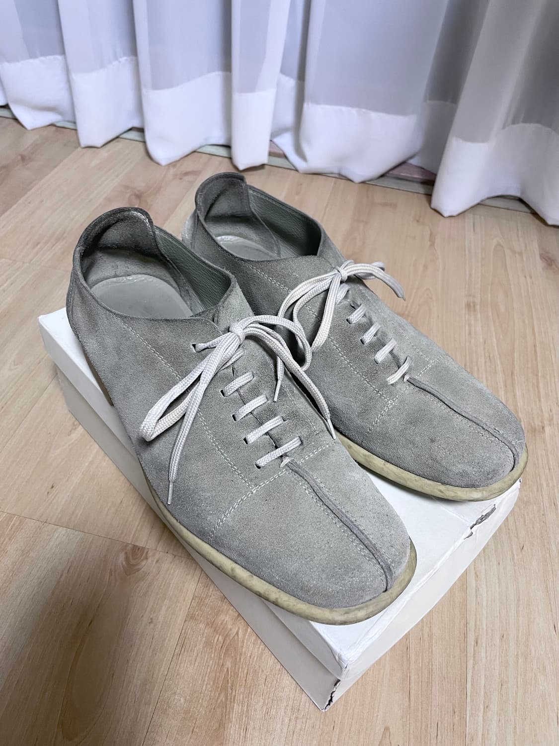 페라가모 스웨이드 레이스업슈즈 로퍼 프라다 상품이미지3