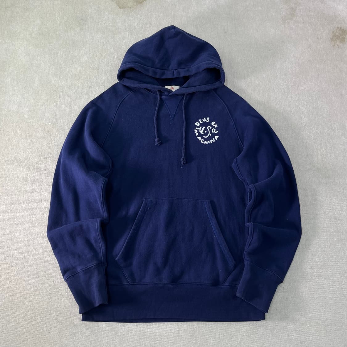 100 데우스 엑스 마키나 자수 후드티 상품이미지2