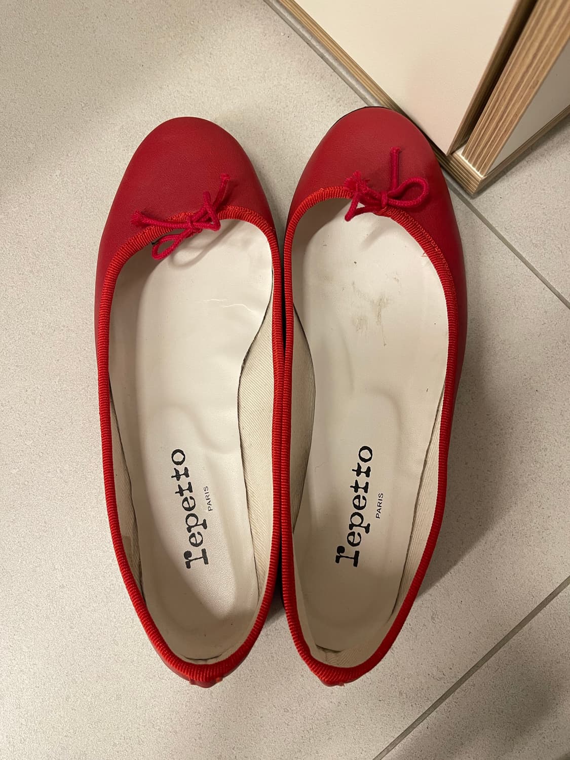 레페토 플랫슈즈 레드 (38사이즈/240) 상품이미지2