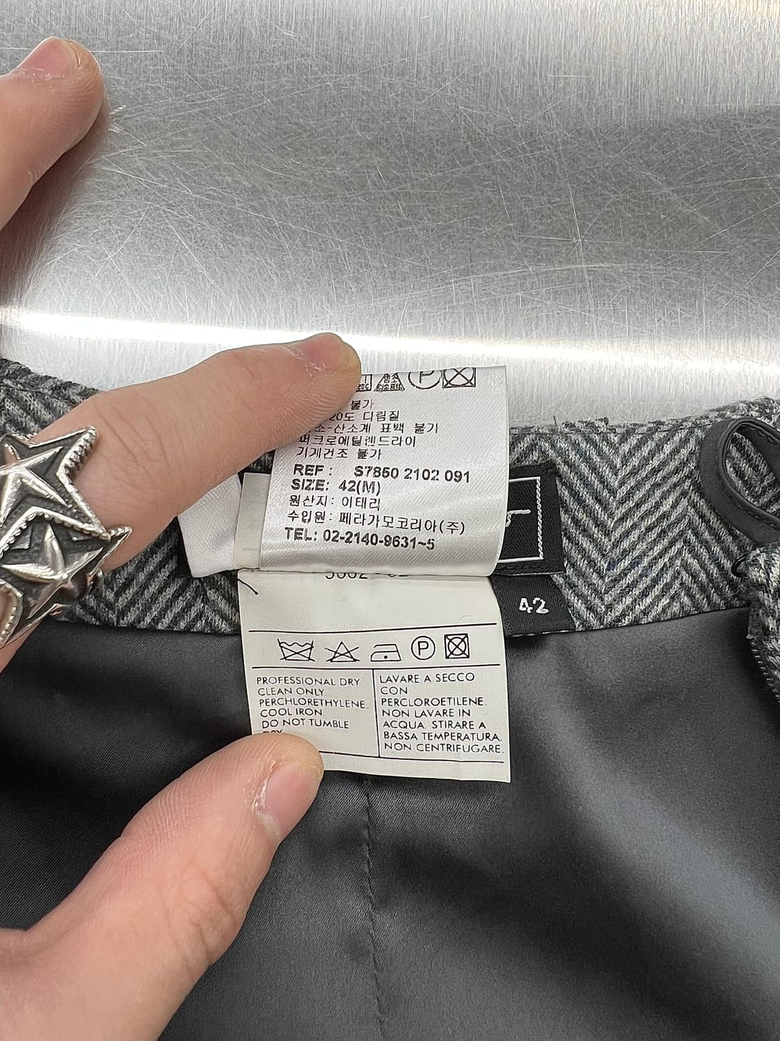 살바토레 페라가모 그레이 펜슬 울 니트 미디 스커트 상품이미지8