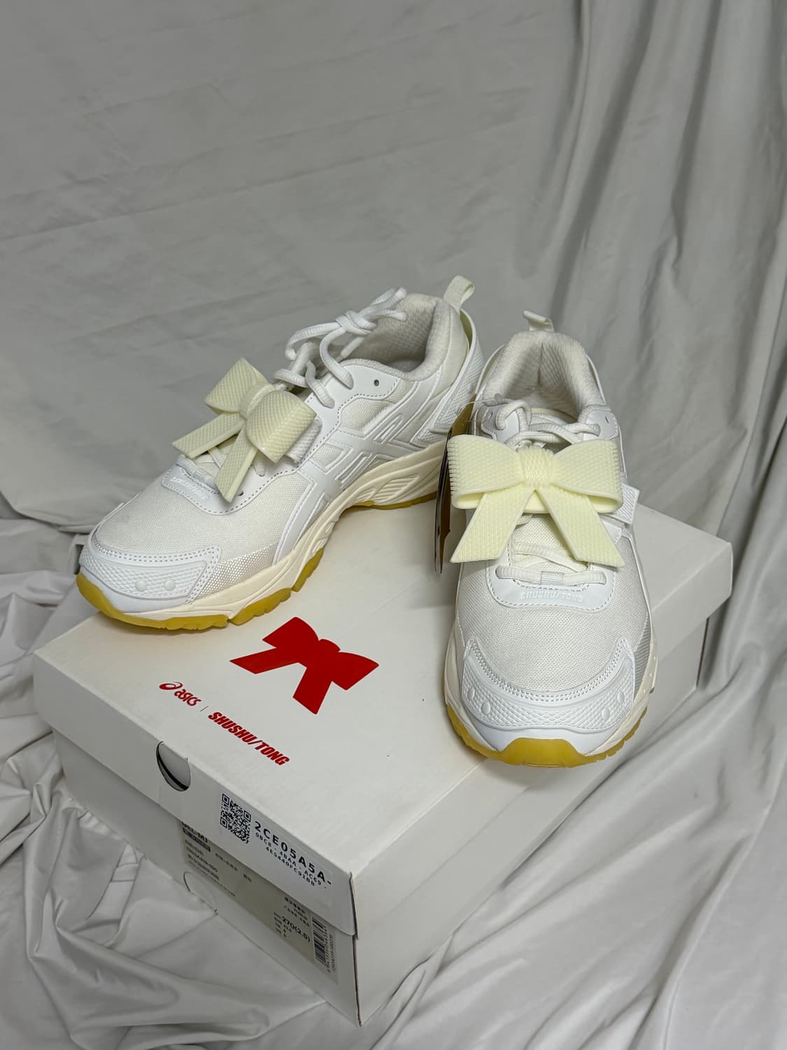 슈슈통 아식스 젤 엠화이트 상품이미지1