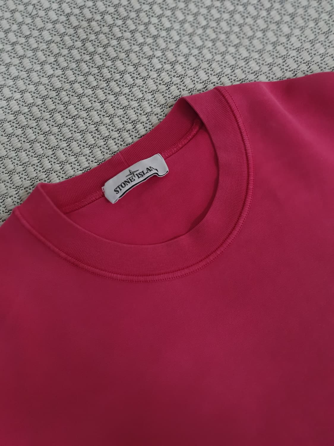 22SS 스톤 아일랜드 다크 핑크 스웨트셔츠 상품이미지3