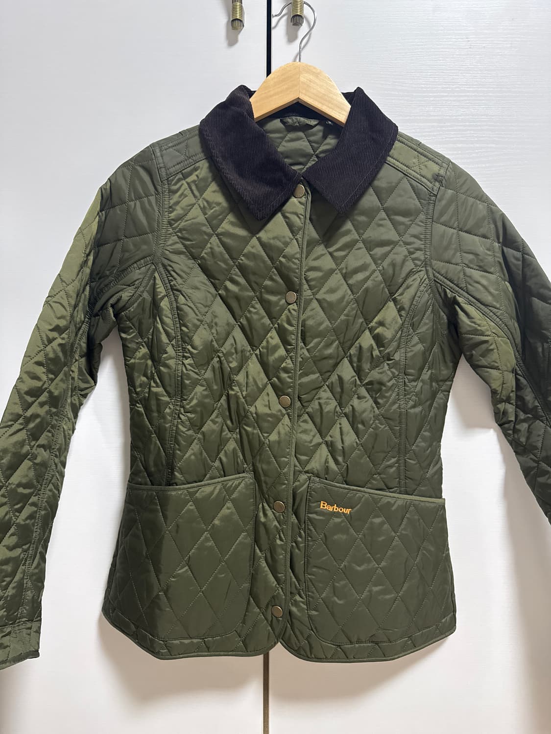 바버 아난데일 여성 퀼팅 자켓  상품이미지1