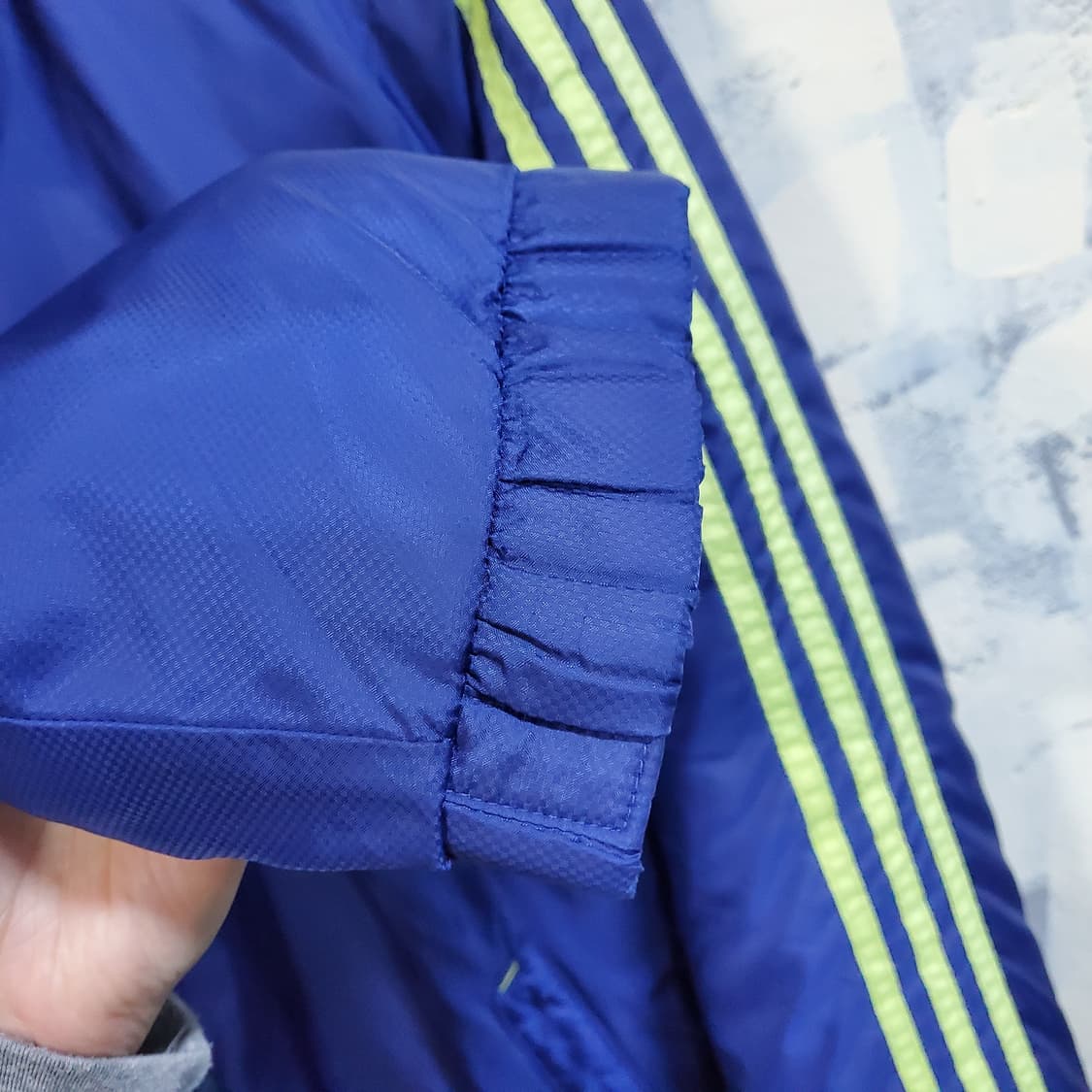 아디다스 남성 트랙탑   PRE 패딩 수투  상품이미지4