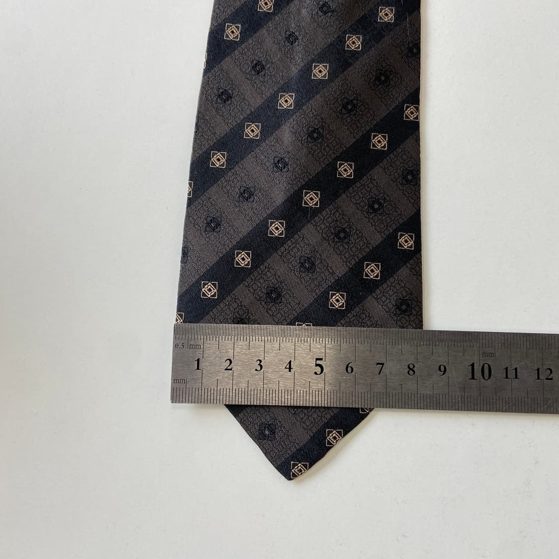 YSL 입생로랑 명품 정품 넥타이8.2cm 상품이미지8