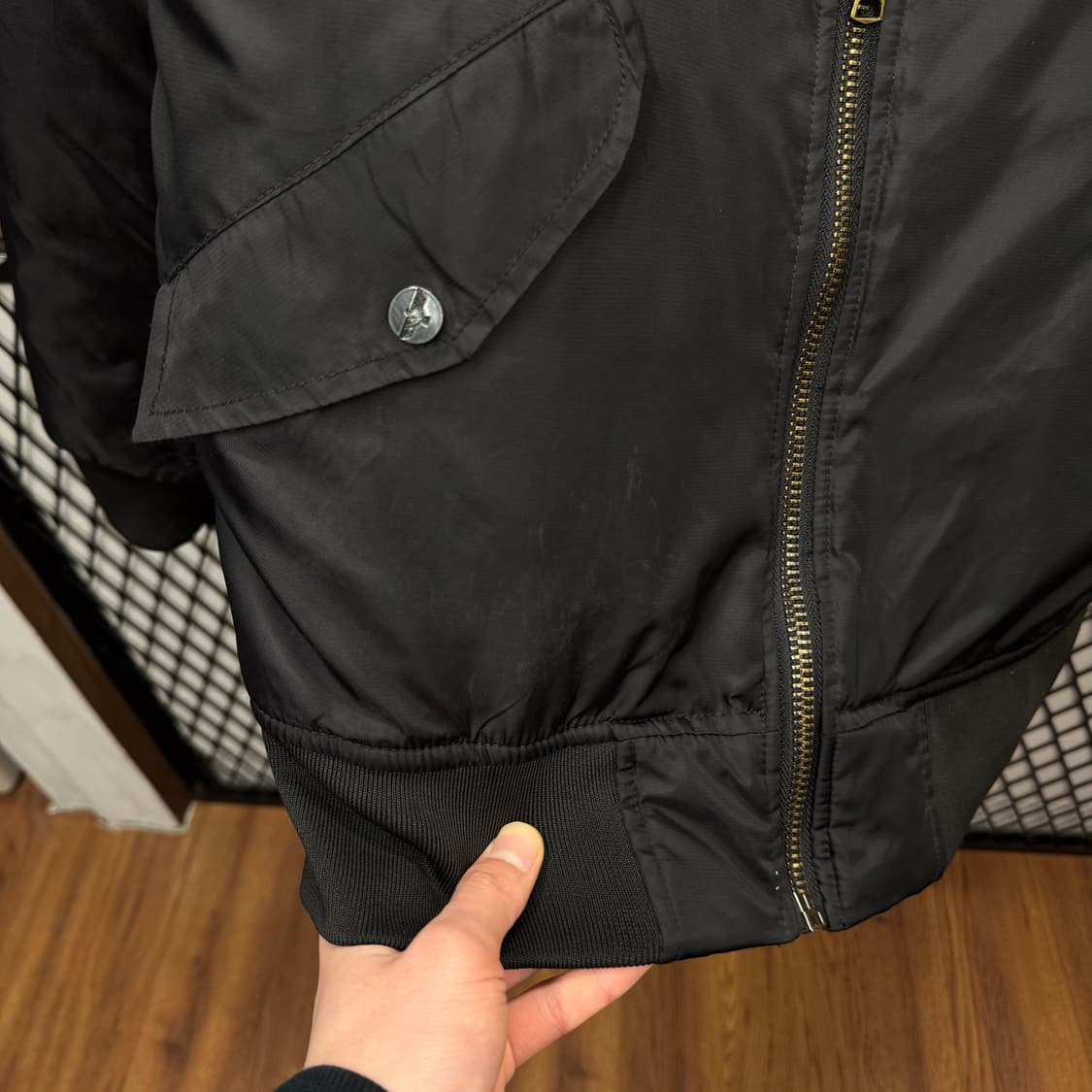 보이 런던 항공 점퍼 봄버 자켓 후면 빅로고 포인트 블랙 상품이미지8