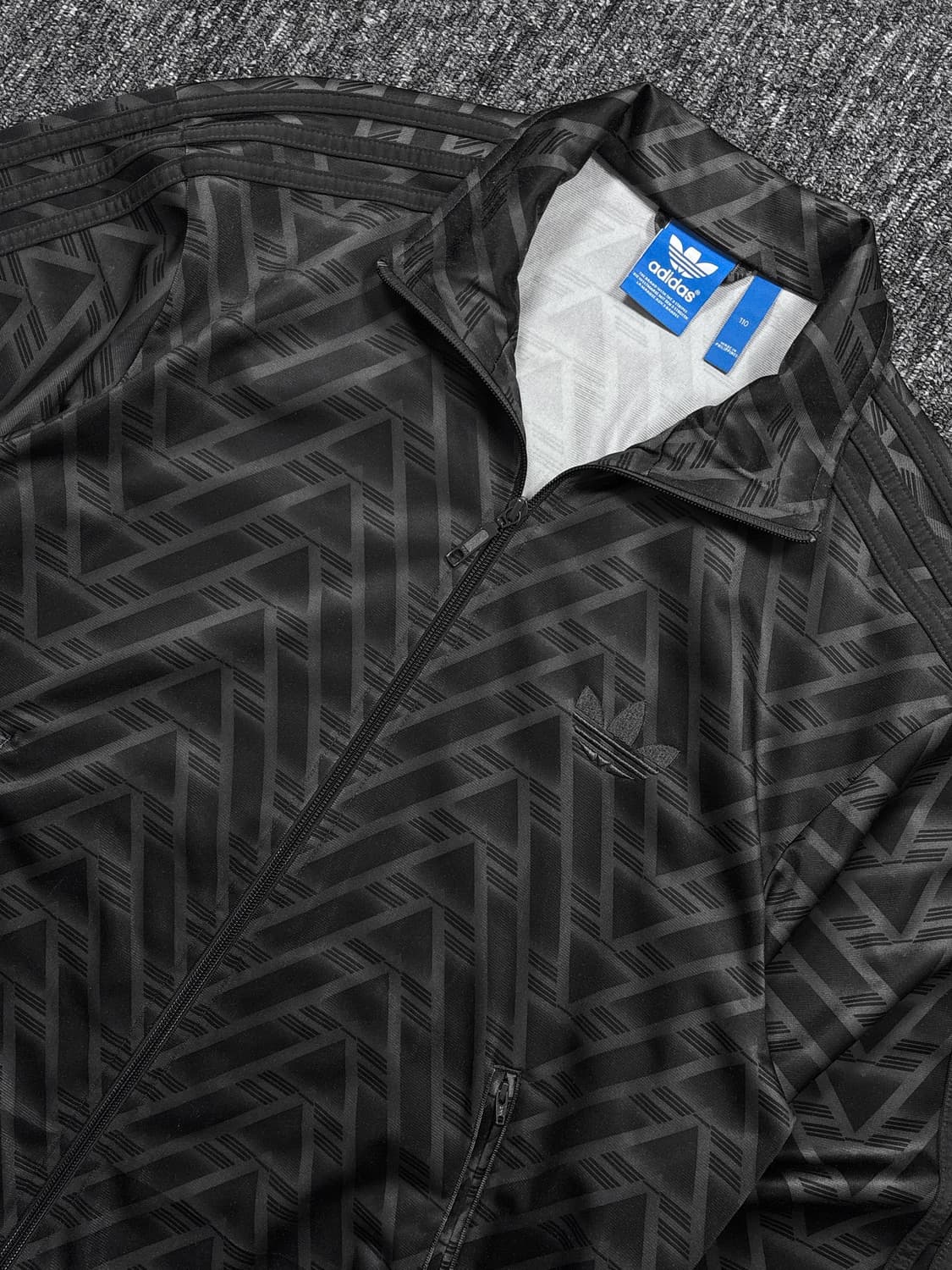 아디다스 파이어버드 블랙 패턴 트랙탑 상품이미지4