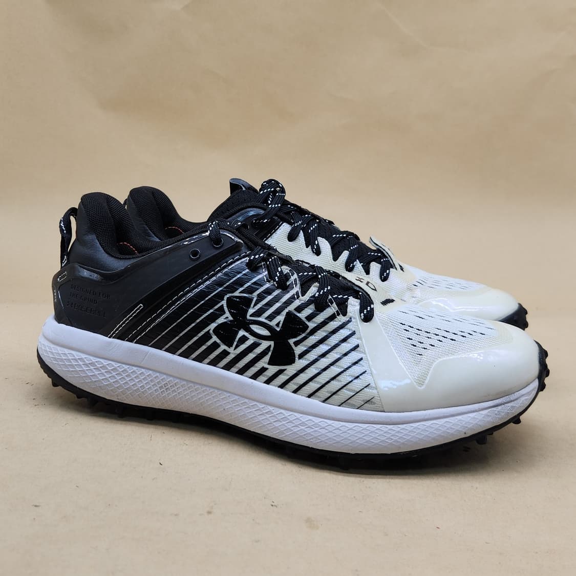 언더아머 인조잔디화 270 상품이미지1