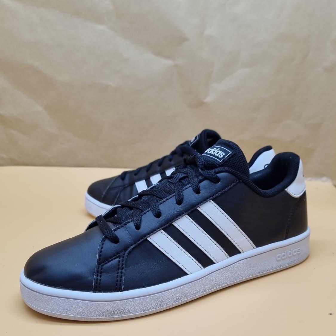 아디다스 그랜드코트 여성스니커즈235  상품이미지1