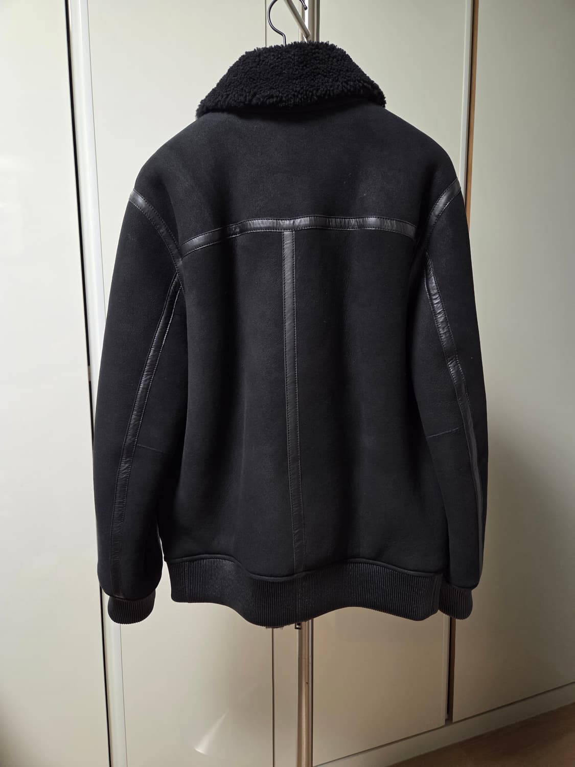 띠어리 Theory 양가죽 시어링 무스탕 상품이미지2