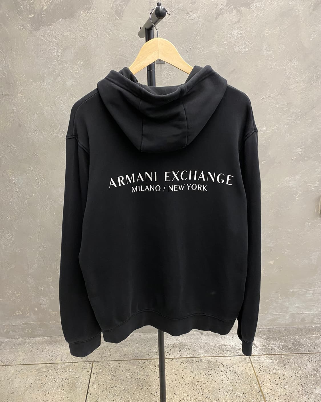 [XL] 아르마니 익스체인즈 블랙 스펠아웃 후디 상품이미지1