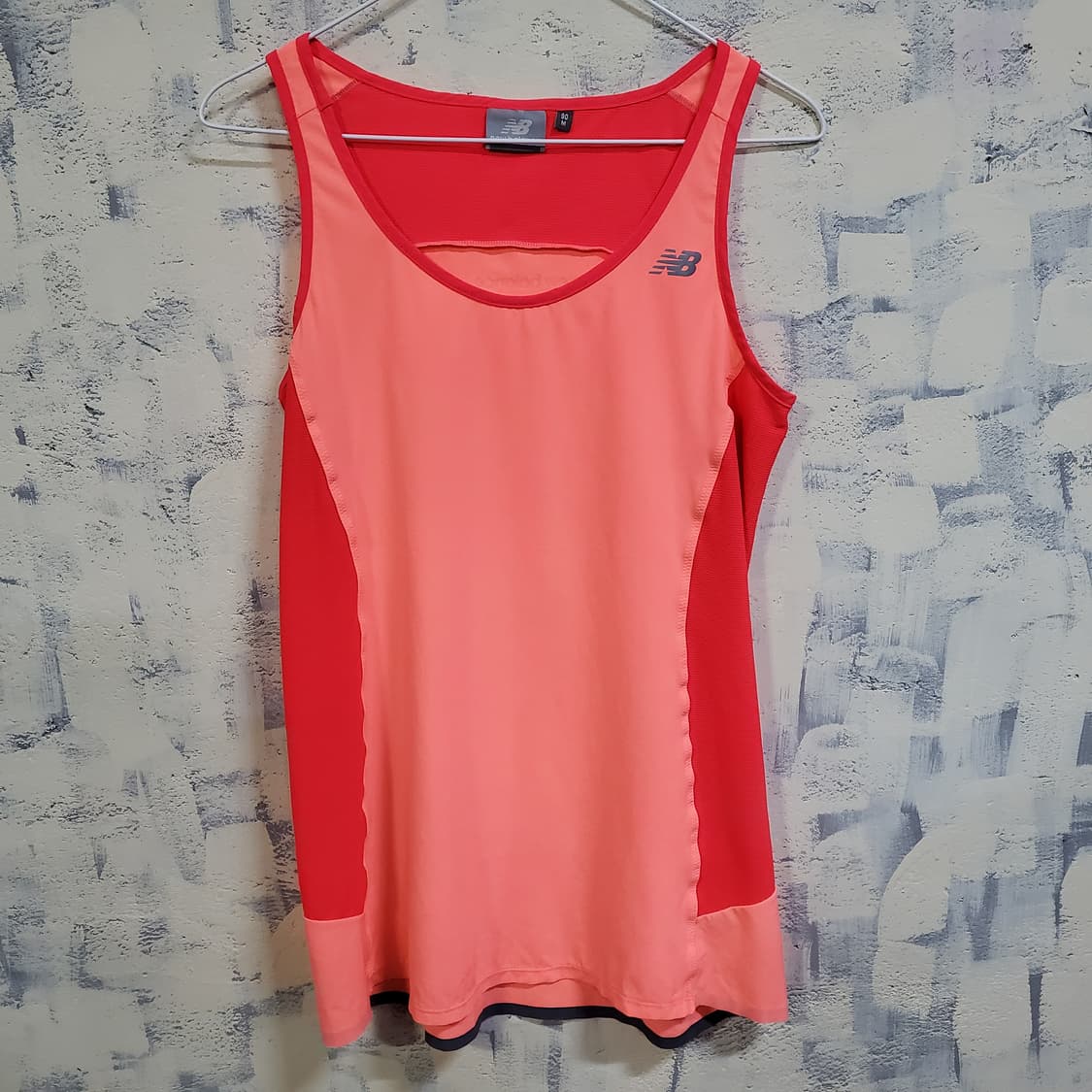 뉴발란스 여성 기능성 나시  상품이미지1