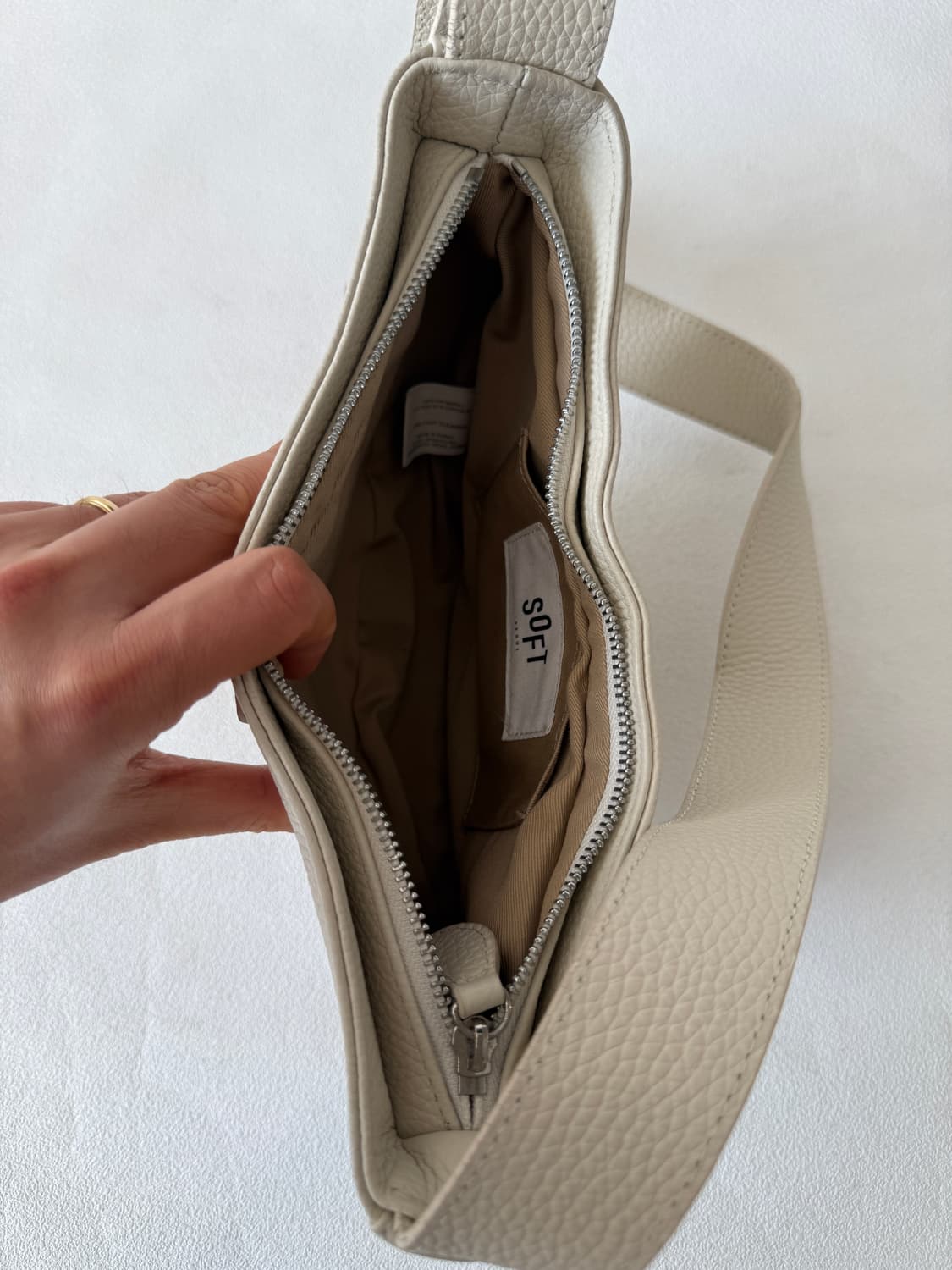 소프트서울(SOFT) 레더 크로스백 상품이미지6