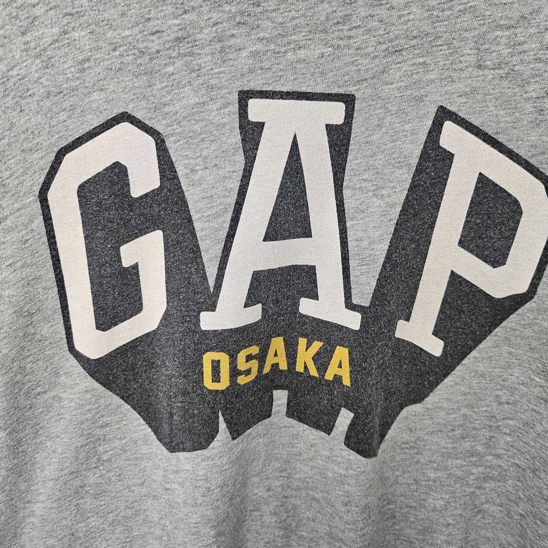 갭 GAP OSAKA 프린팅 반팔티 그레이 상품이미지3