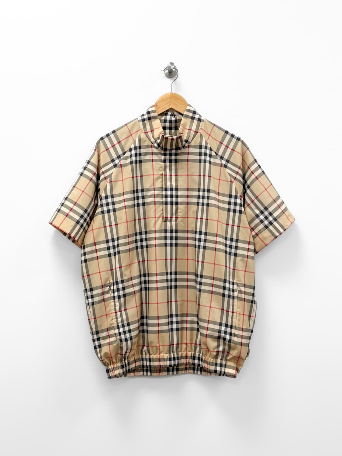 버버리 골프 폴리 노바체크 하프집업 셔츠 상품이미지1