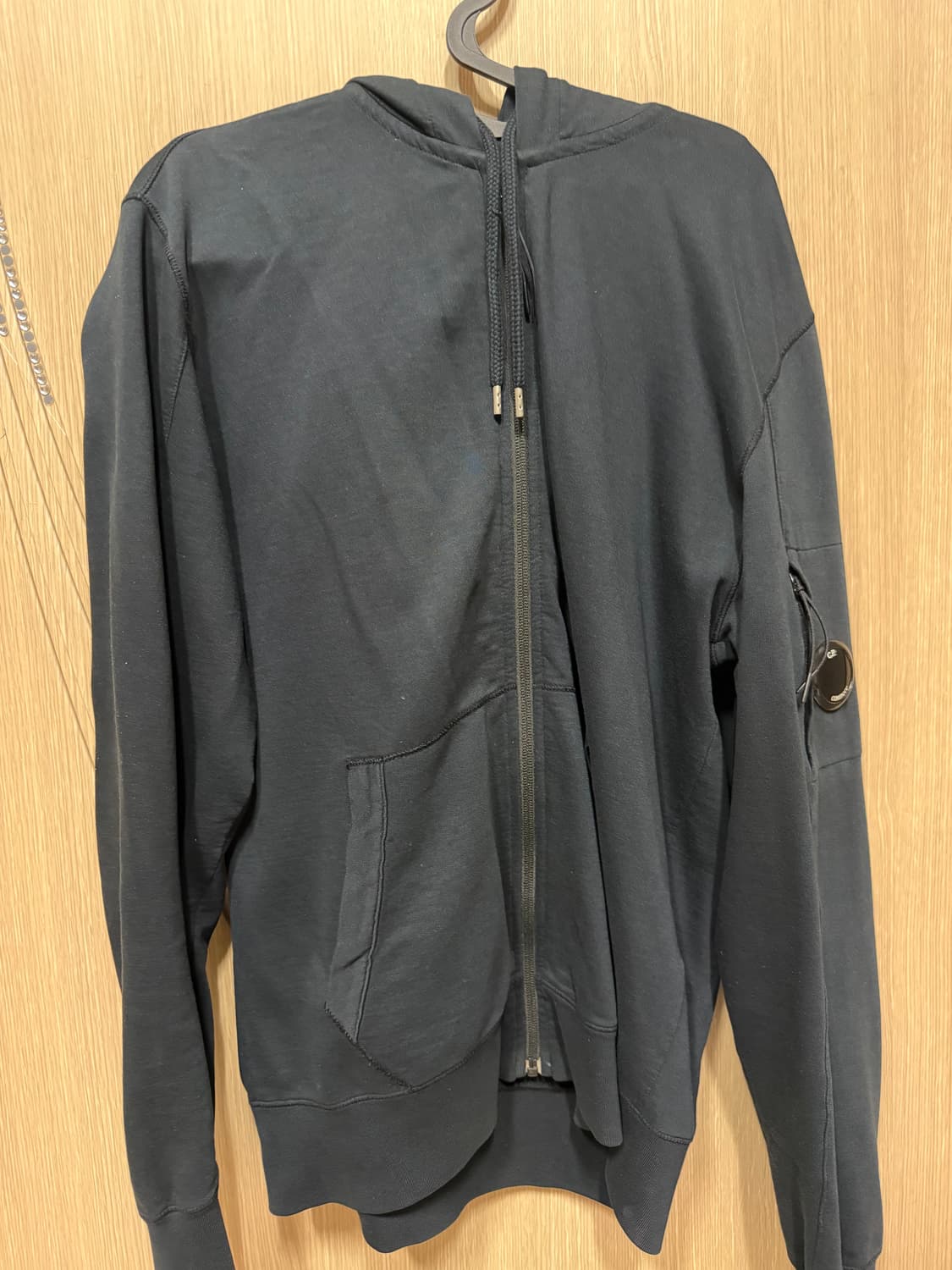 cp컴퍼니 블랙 후드집업 m 상품이미지1